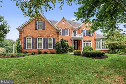 24139 Lenah Woods Place, Aldie, VA MLS: VALO2135832