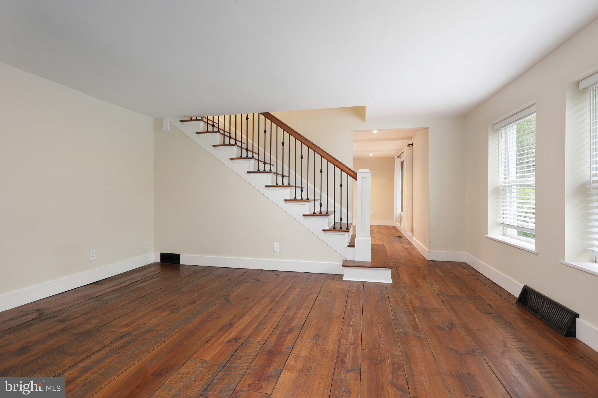 554 N 3RD STREET