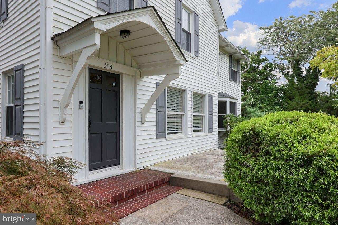 554 N 3RD STREET