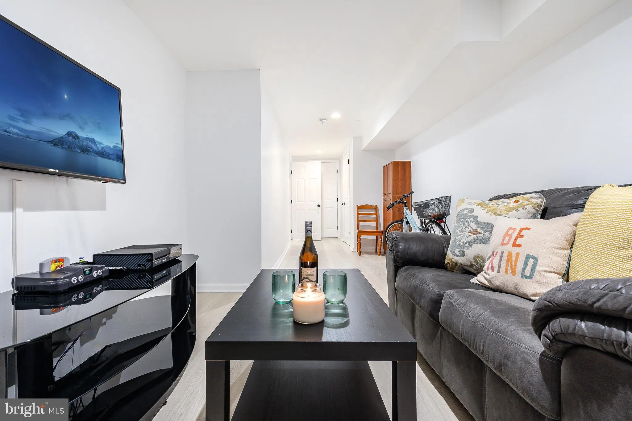 Philadelphia, Pennsylvania 19146, United States, 3 Bedrooms Bedrooms, ,3 BathroomsBathrooms,Residential,Active,130126