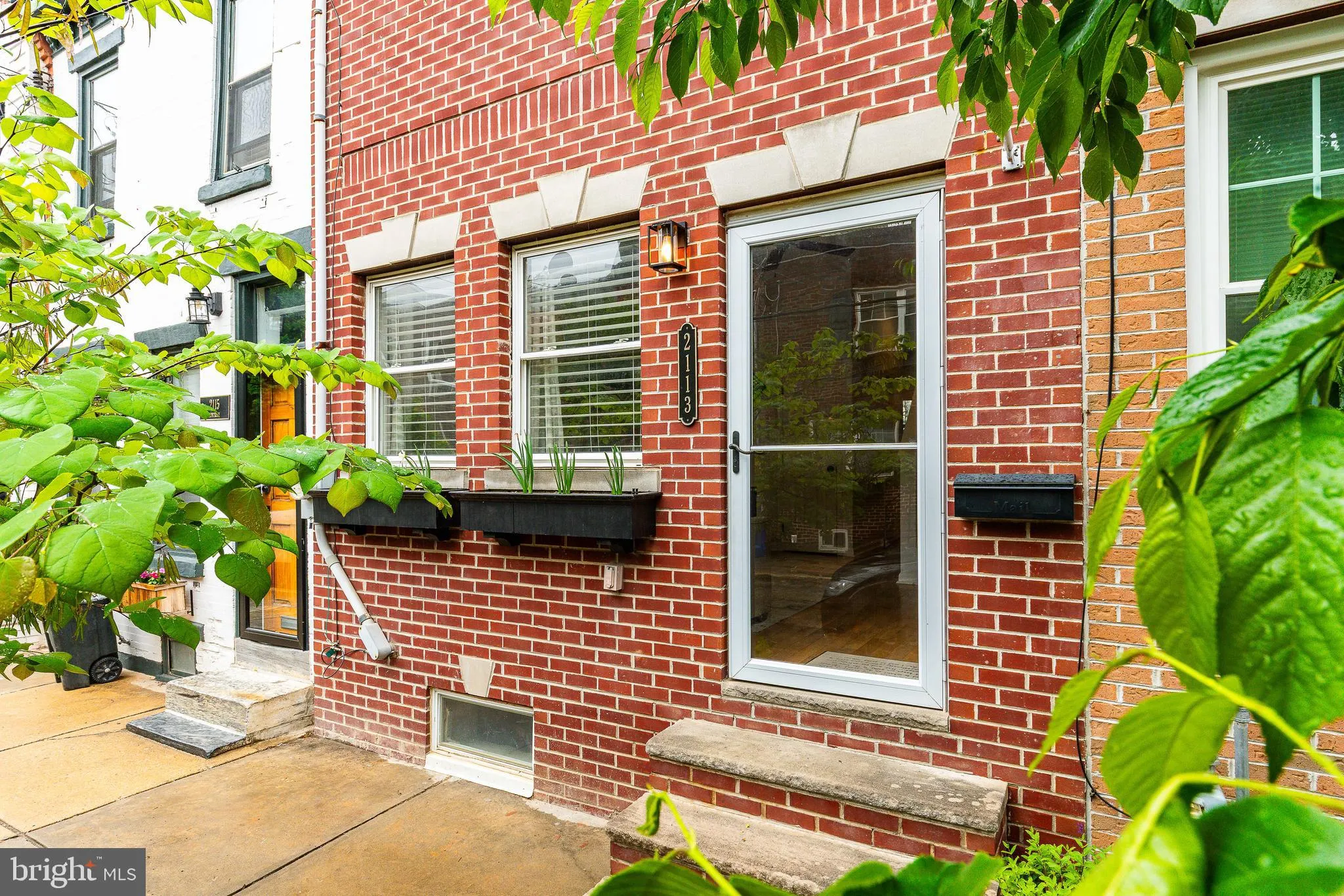 Philadelphia, Pennsylvania 19146, United States, 3 Bedrooms Bedrooms, ,3 BathroomsBathrooms,Residential,Active,130126