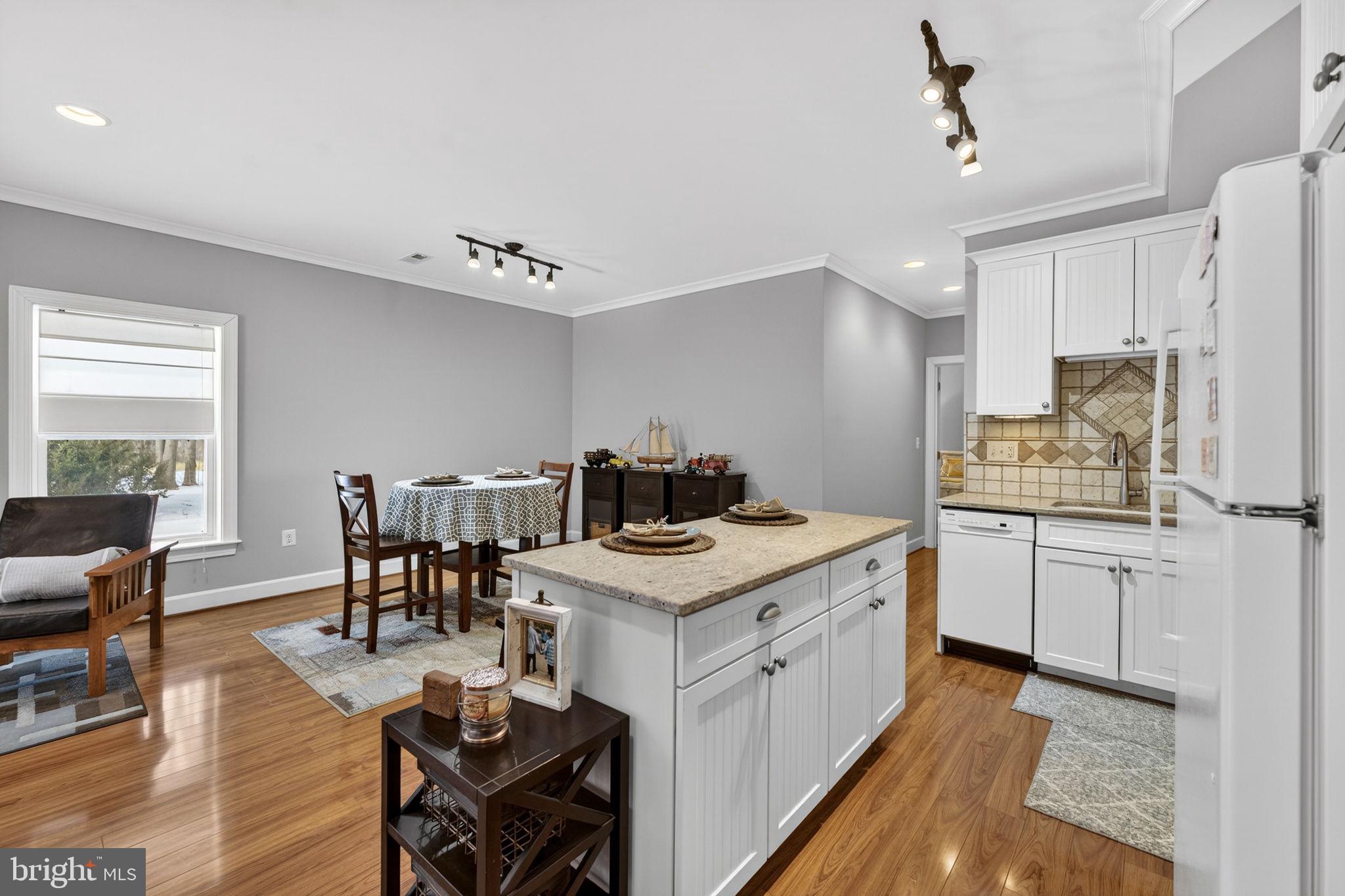 LITTLE RIVER FARMS - Residential