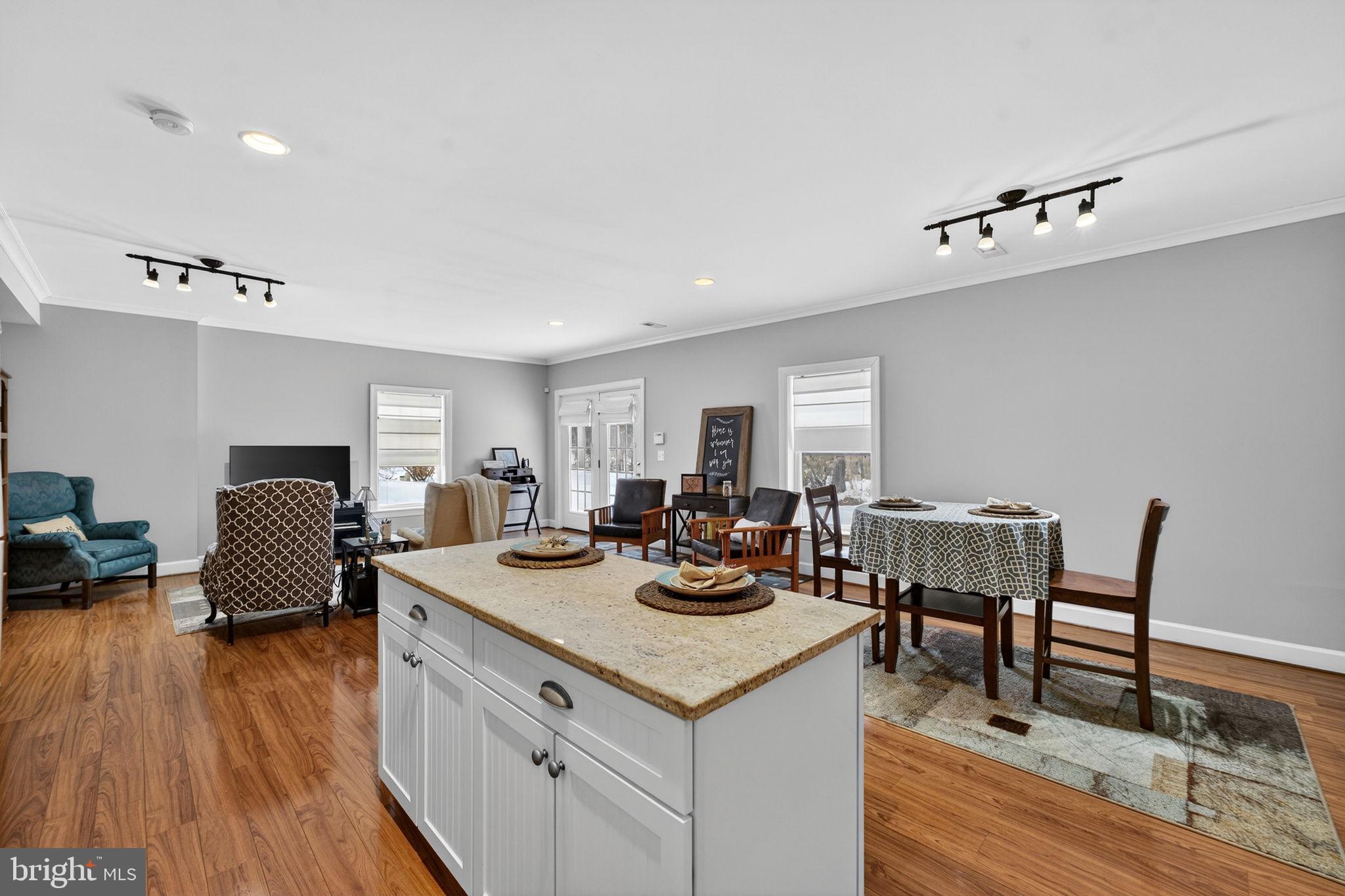 LITTLE RIVER FARMS - Residential