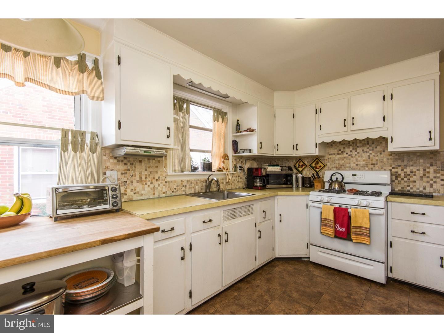 LYNNWOOD - Residential Lease