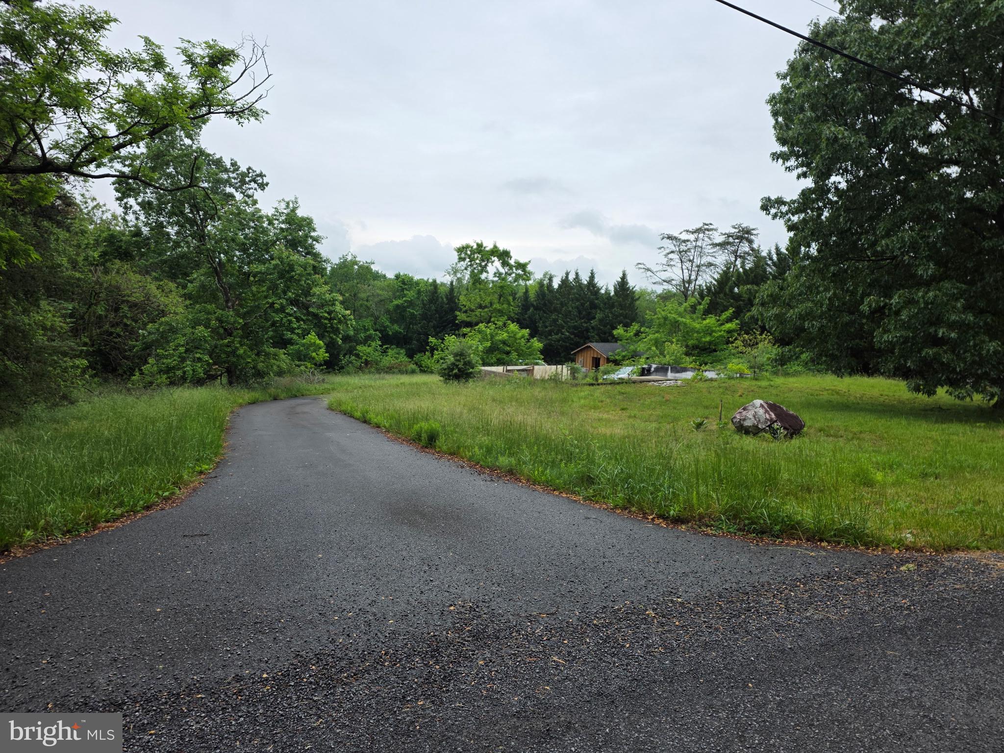 SEELY PINE ESTATES - Land