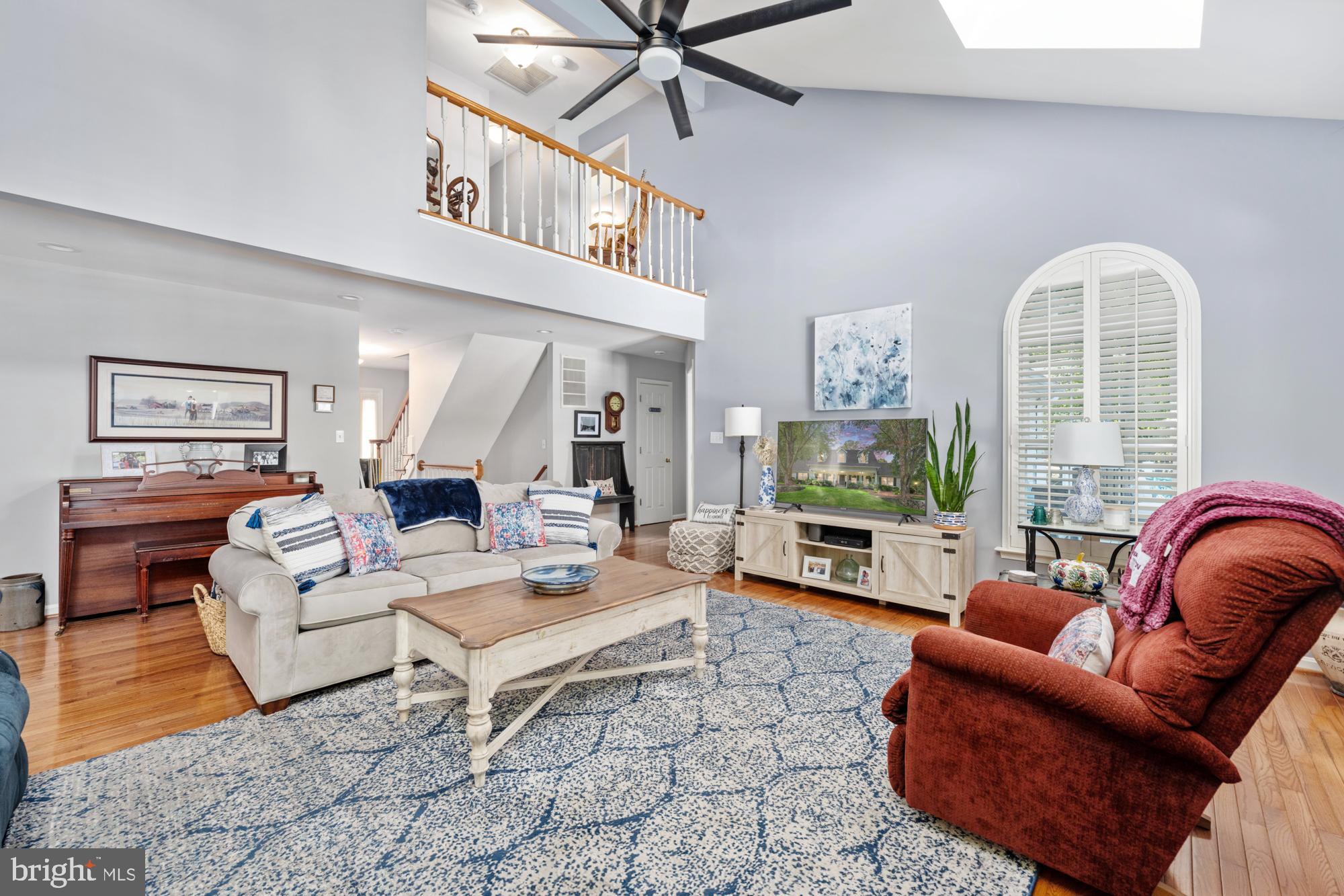 OAKMONT VILLAGE - Residential