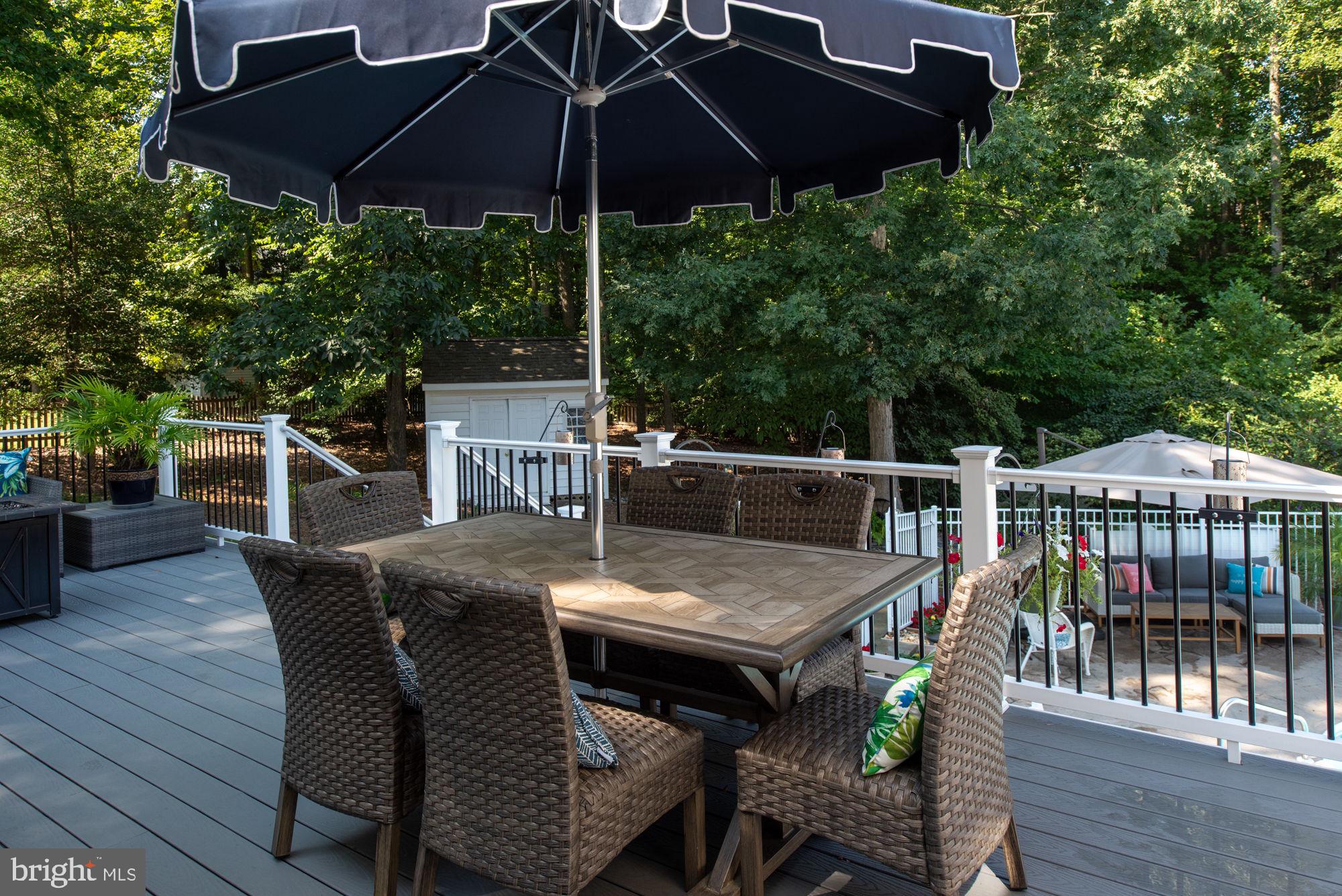 OAKMONT VILLAGE - Residential