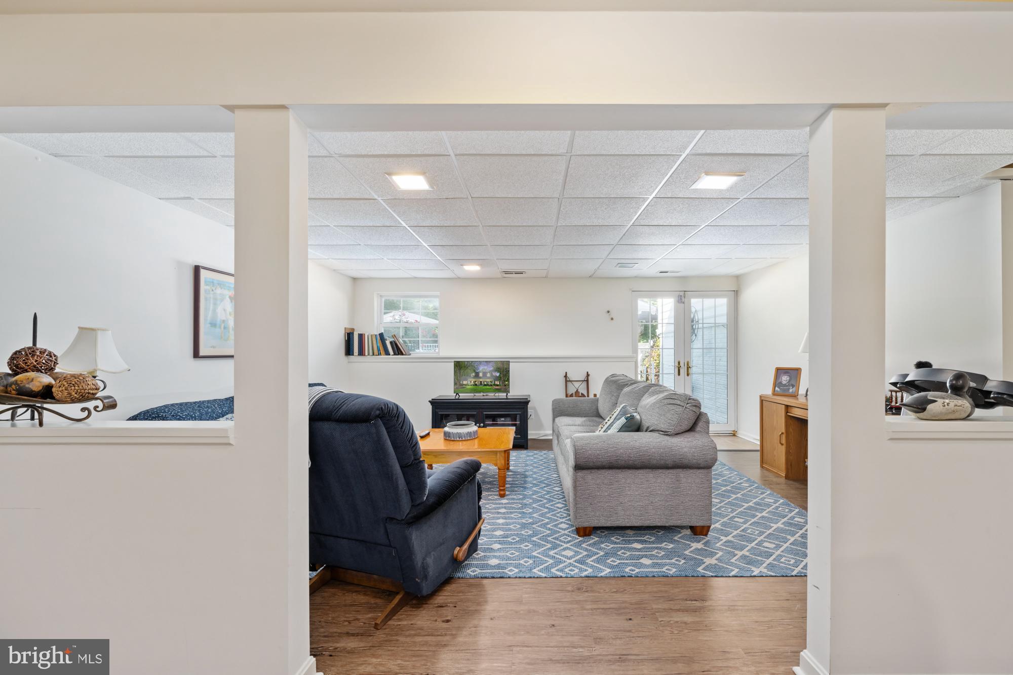 OAKMONT VILLAGE - Residential