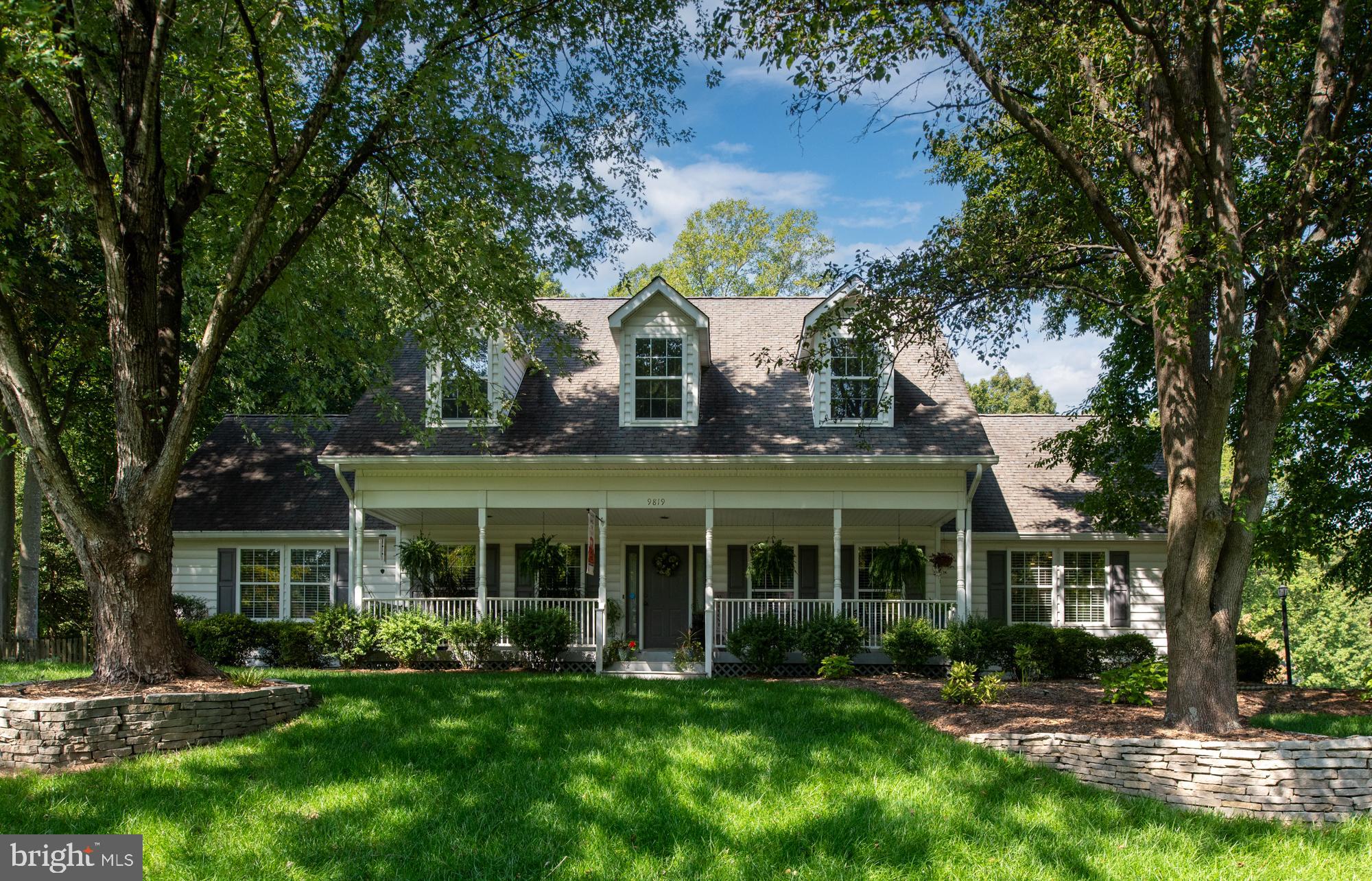 OAKMONT VILLAGE - Residential