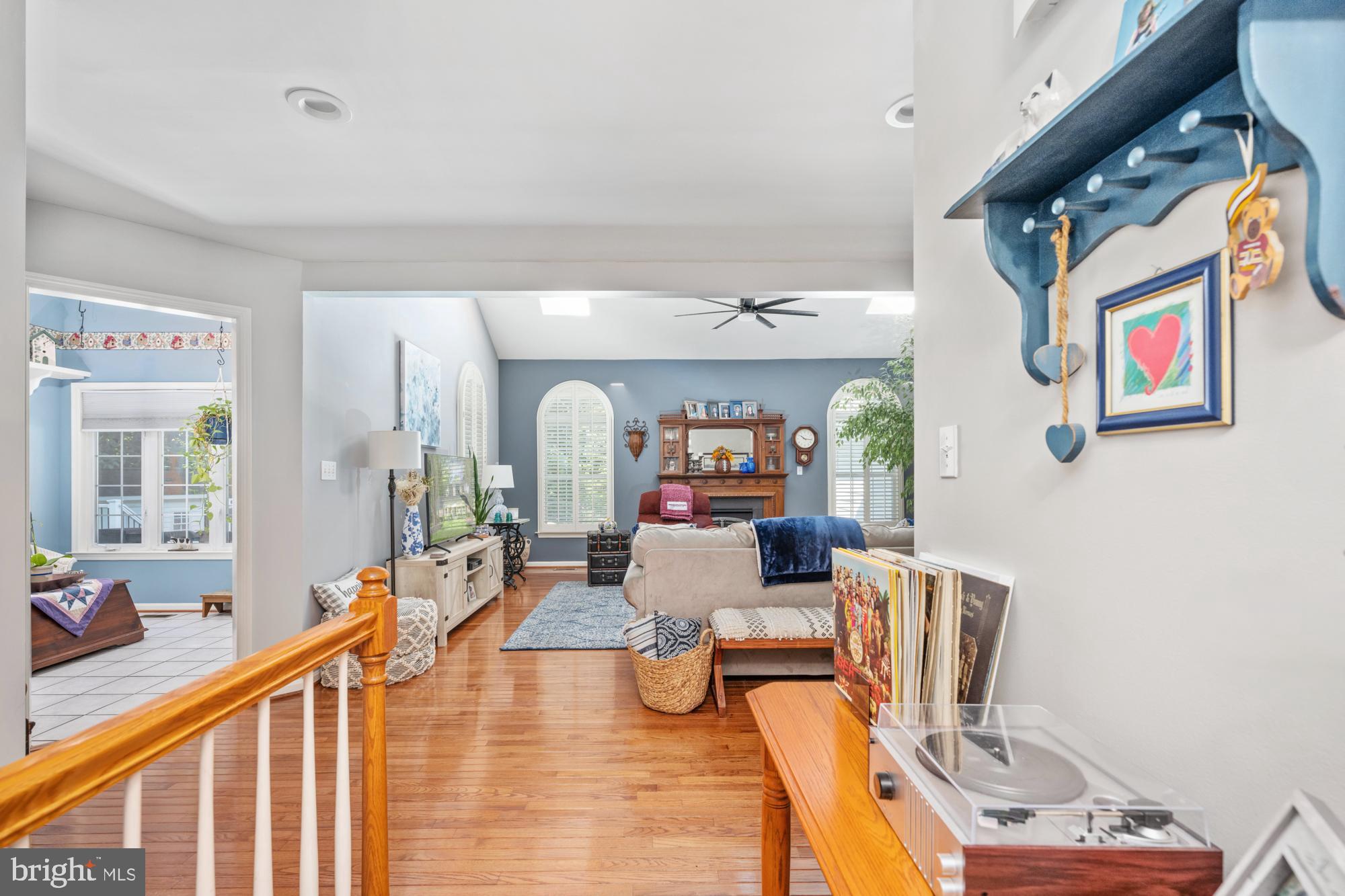 OAKMONT VILLAGE - Residential