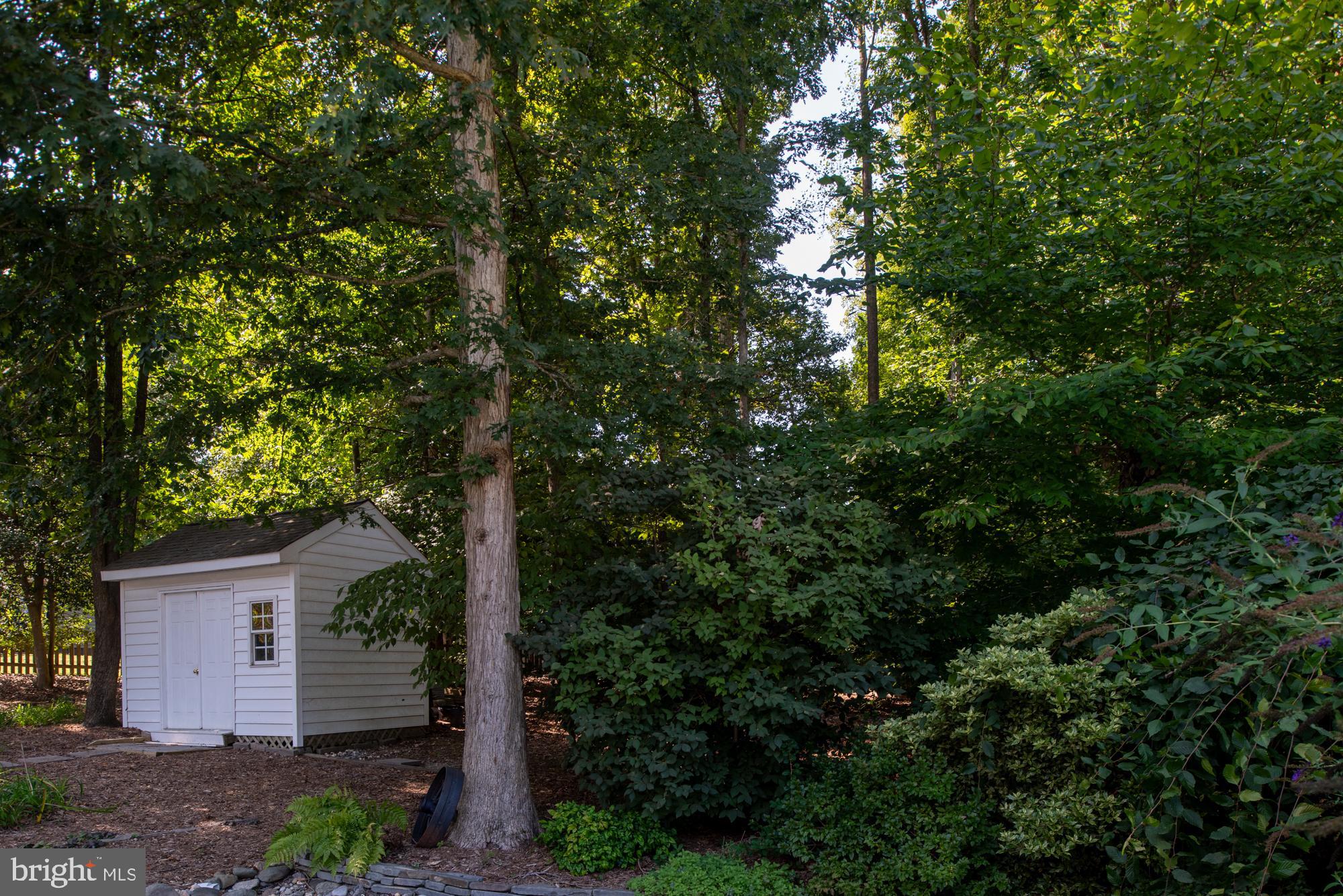 OAKMONT VILLAGE - Residential