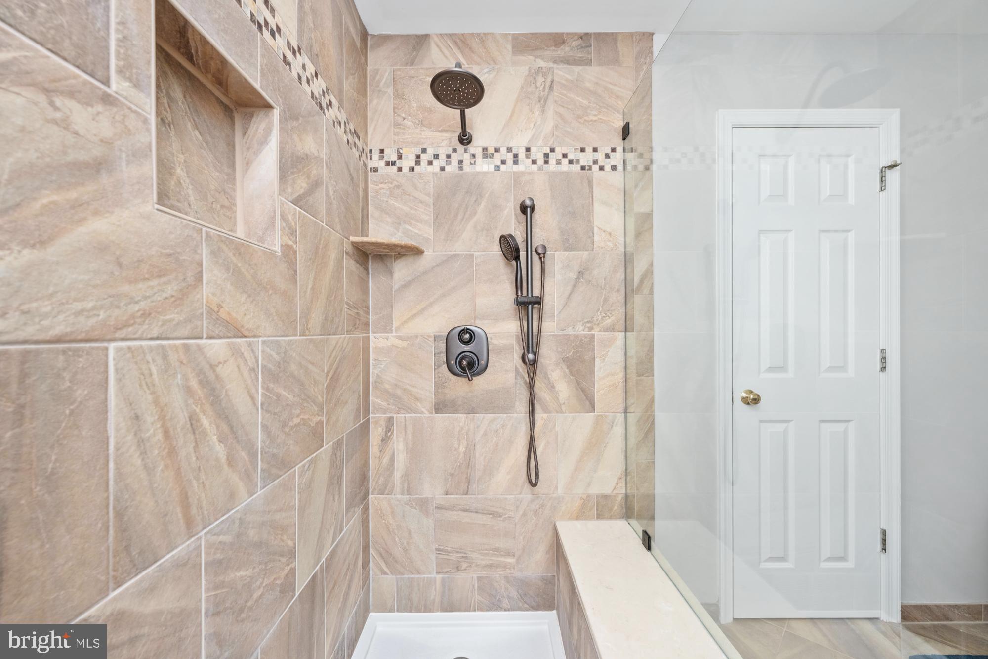 OAKMONT VILLAGE - Residential