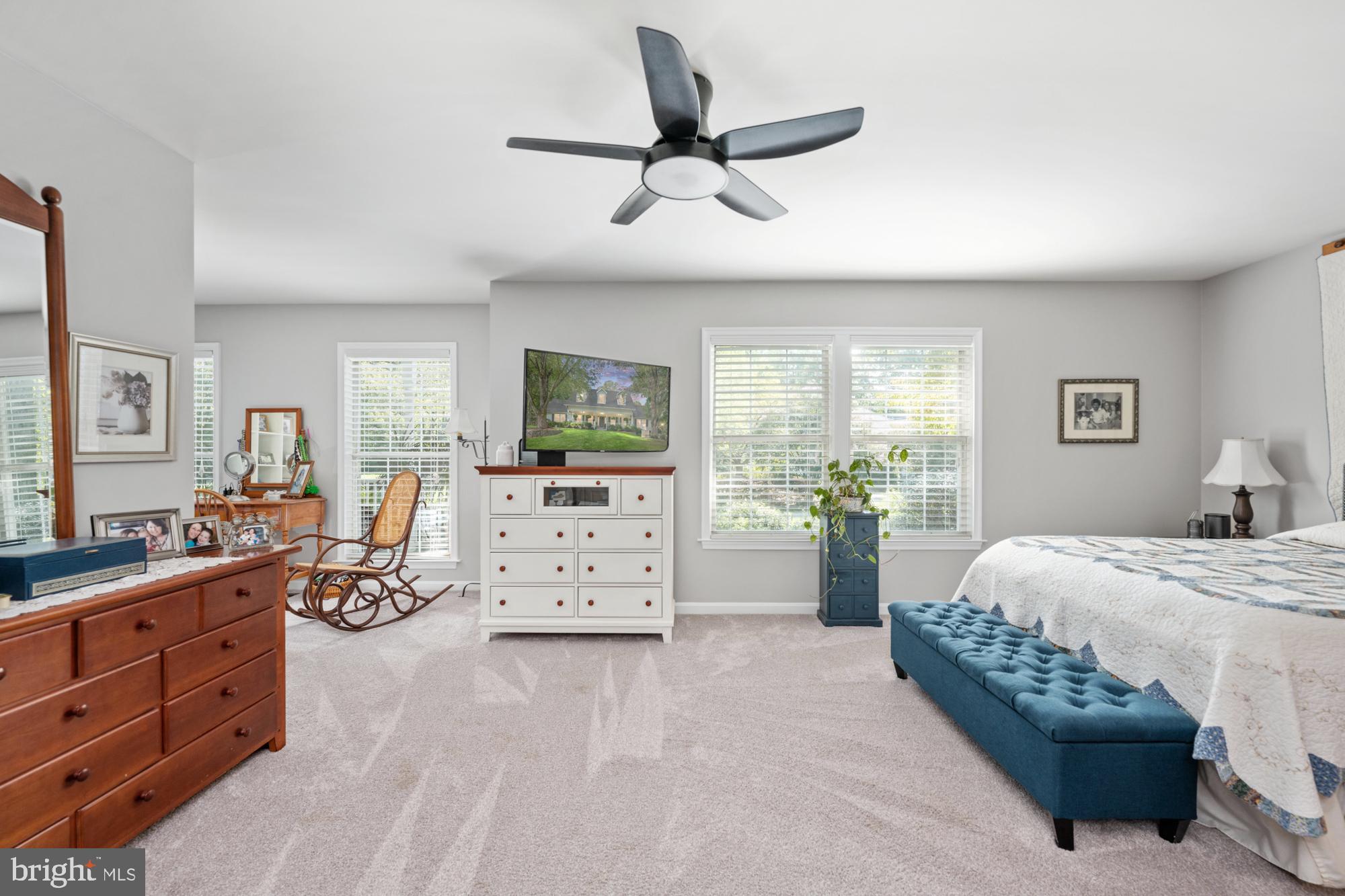 OAKMONT VILLAGE - Residential