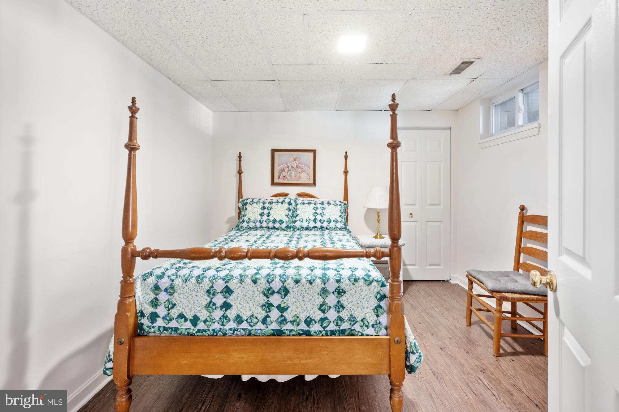 OAKMONT VILLAGE - Residential