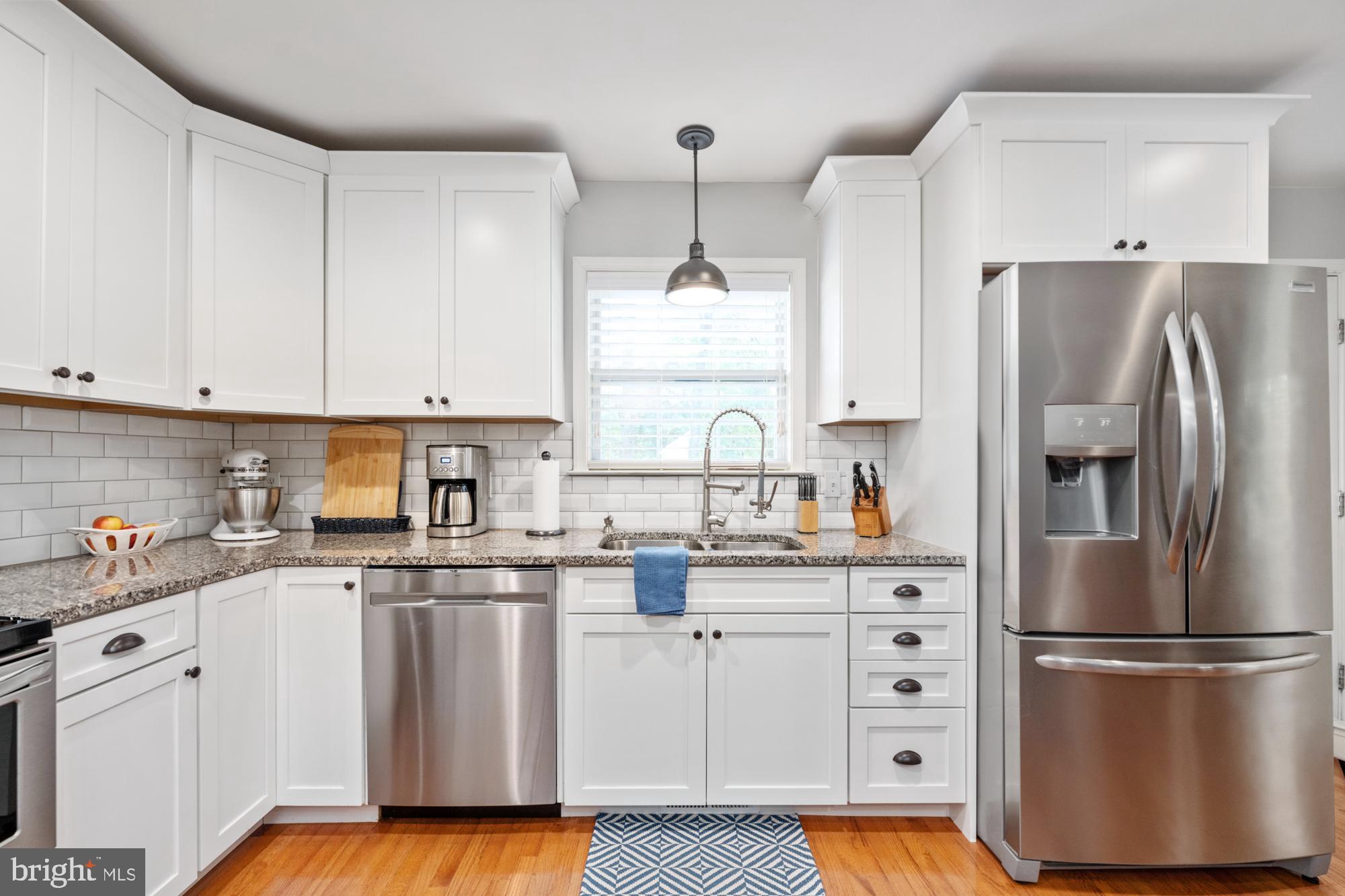 OAKMONT VILLAGE - Residential