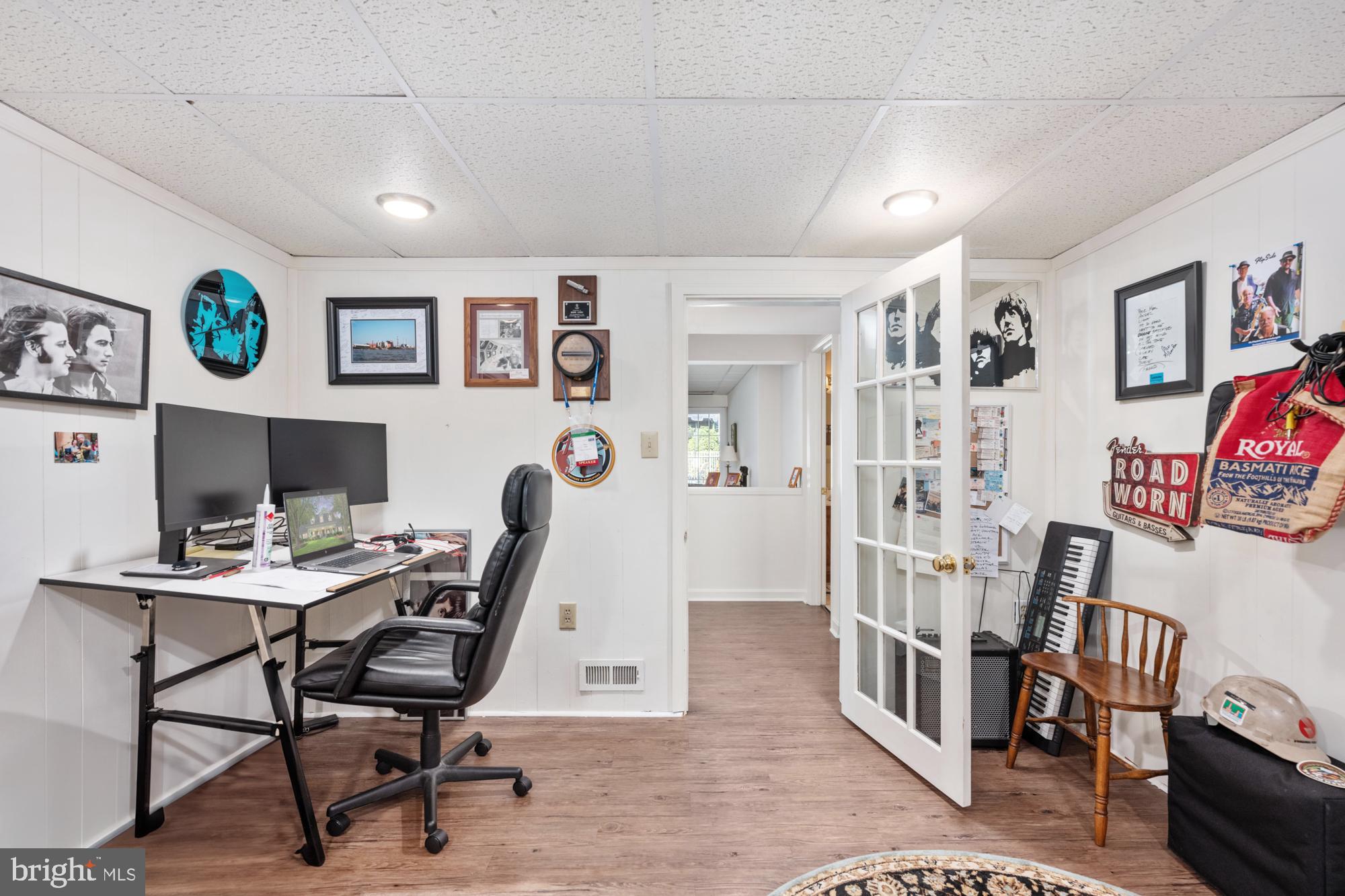 OAKMONT VILLAGE - Residential