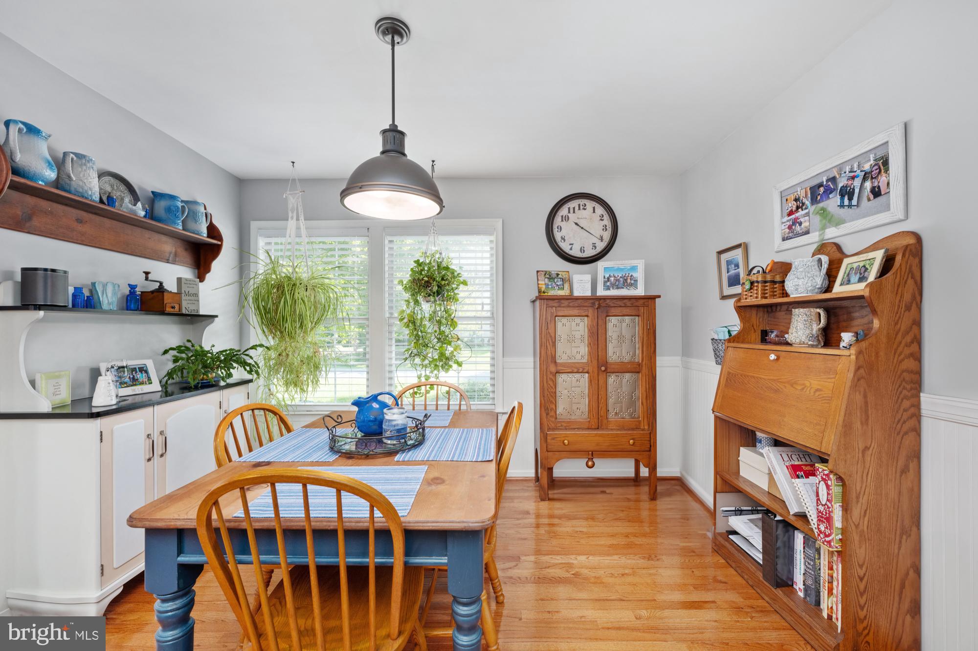 OAKMONT VILLAGE - Residential