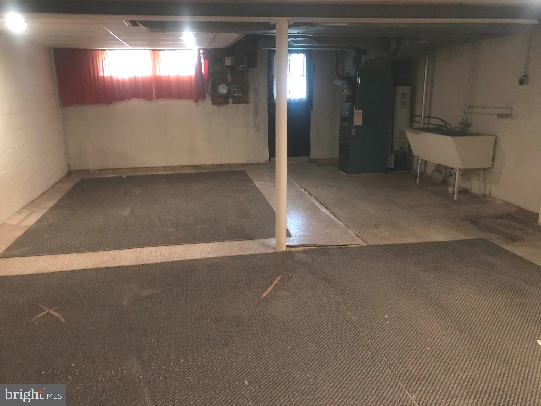 RAMBLEWOOD - Residential