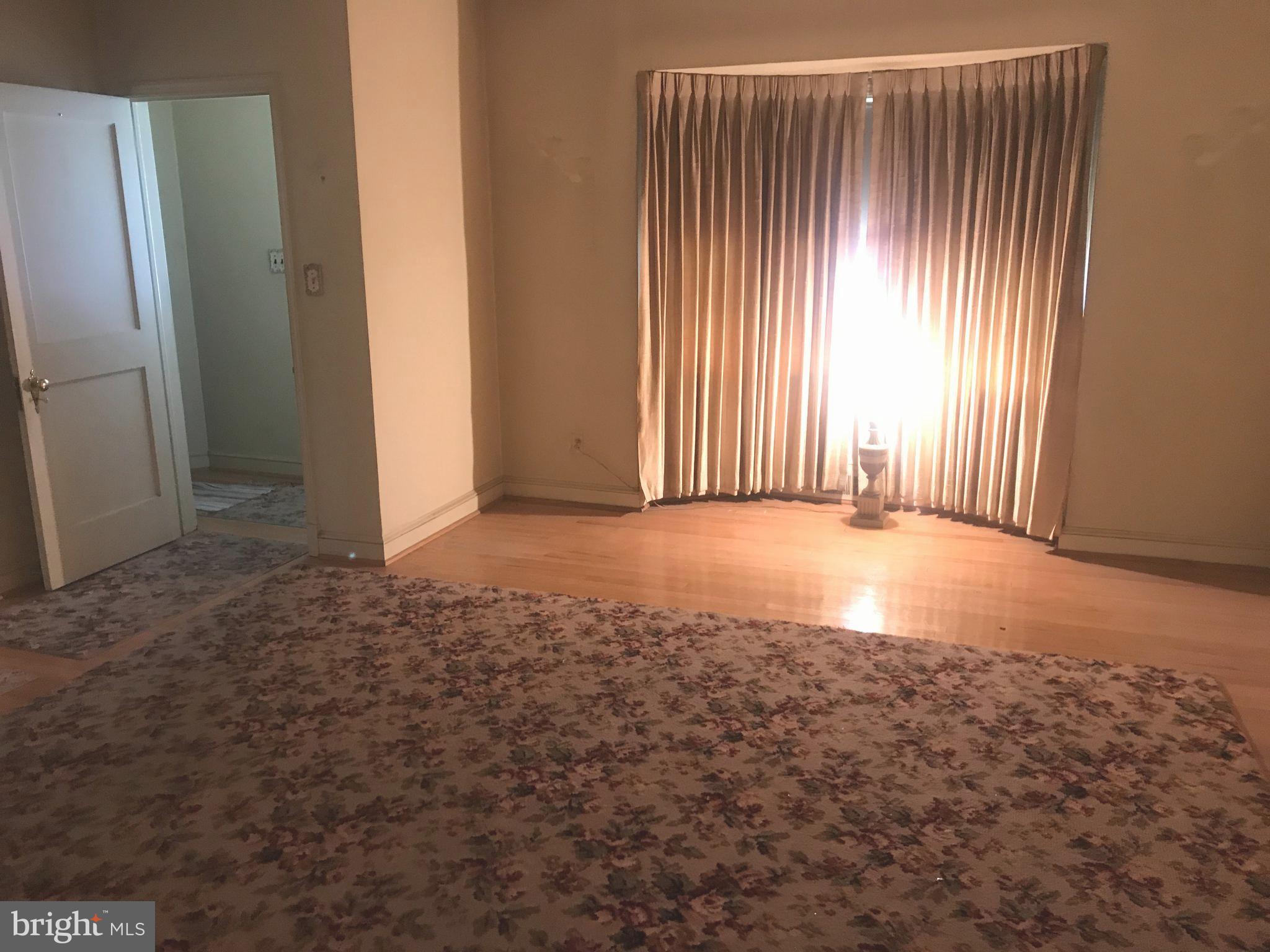 RAMBLEWOOD - Residential