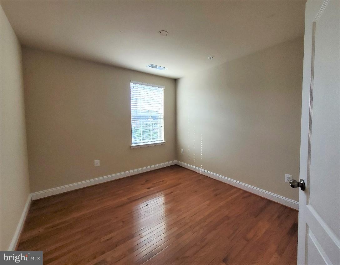 CLARKSBURG VILLAGE - Residential Lease