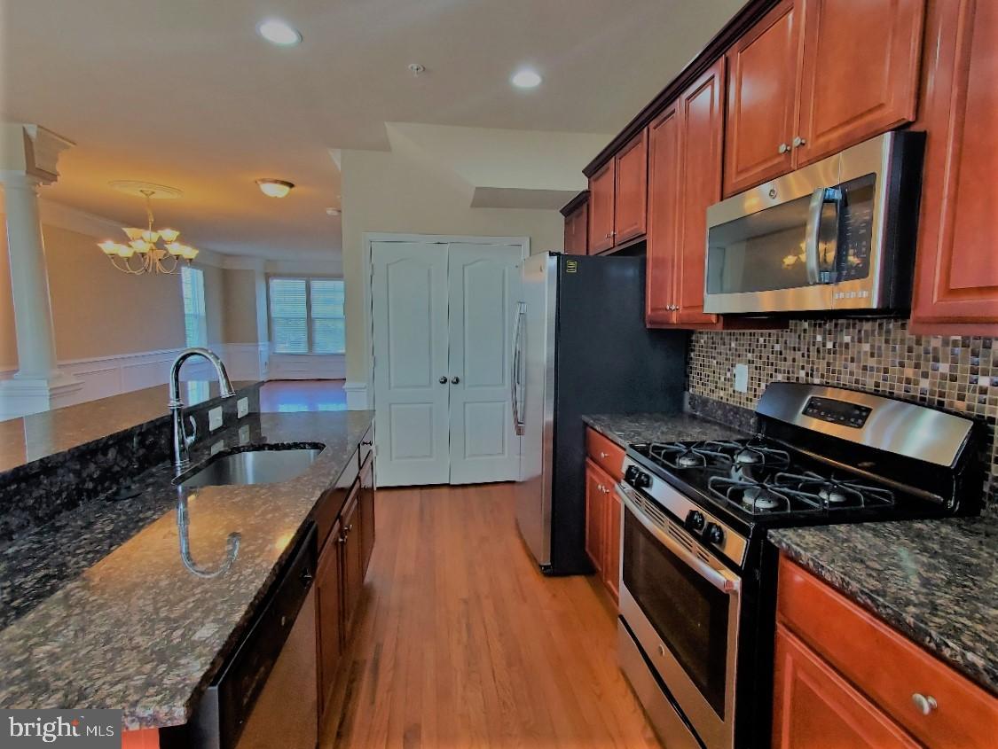 CLARKSBURG VILLAGE - Residential Lease