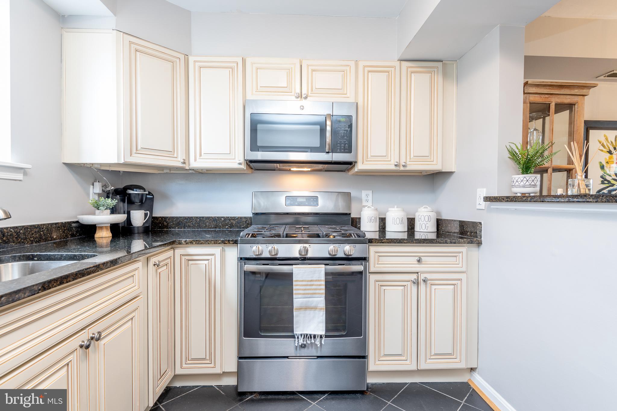 FAIRLINGTON TOWNE - Residential