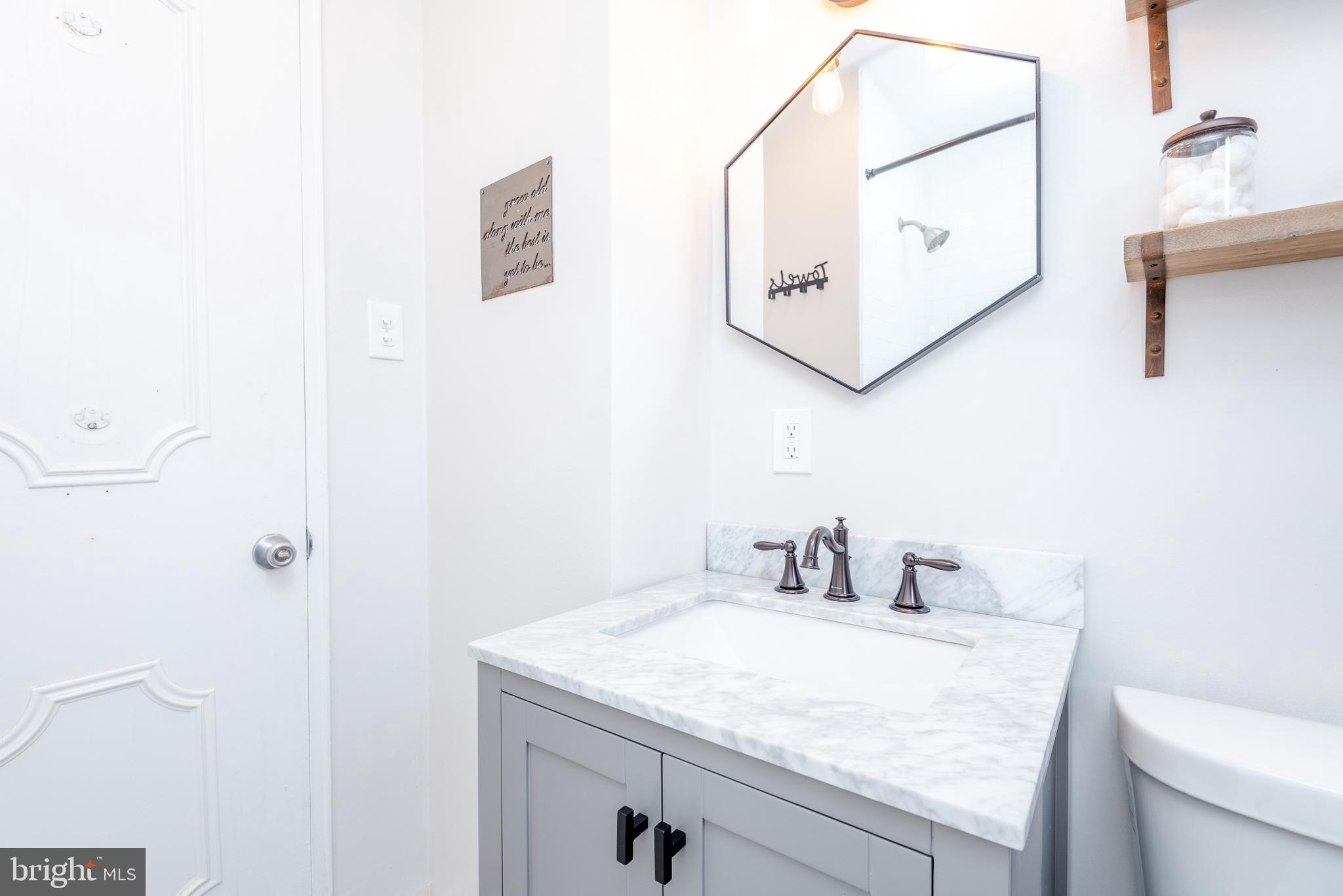 FAIRLINGTON TOWNE - Residential