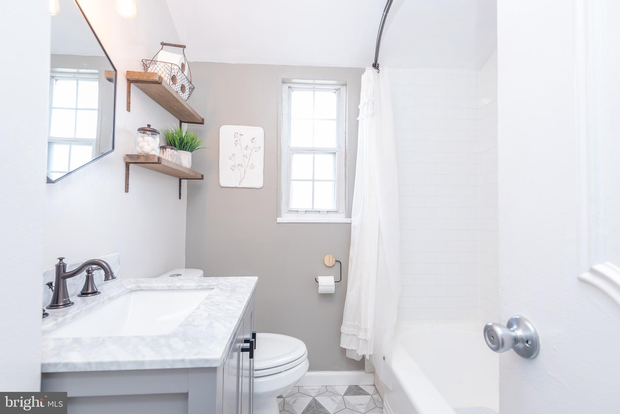 FAIRLINGTON TOWNE - Residential