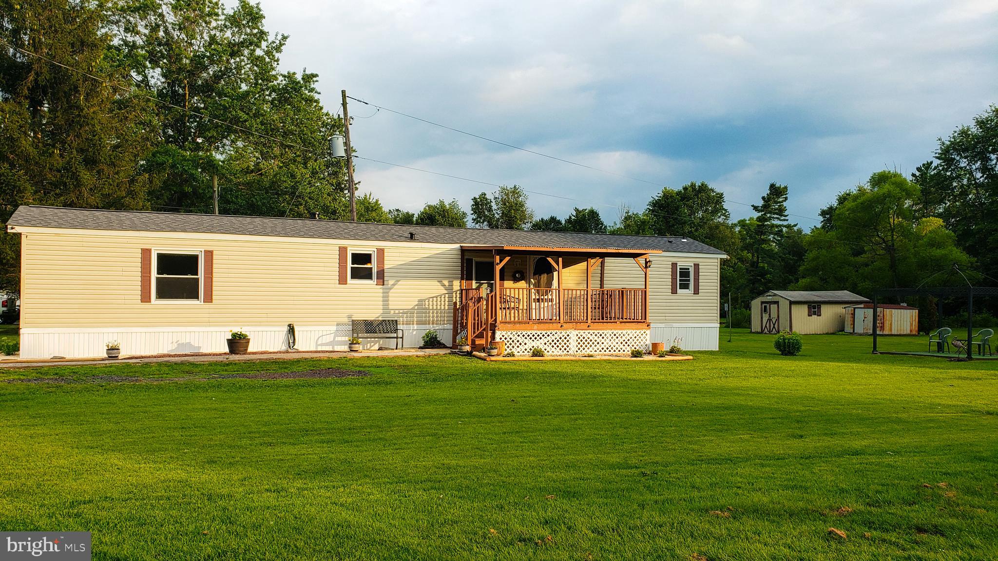 2060 ROHRBACH LANE