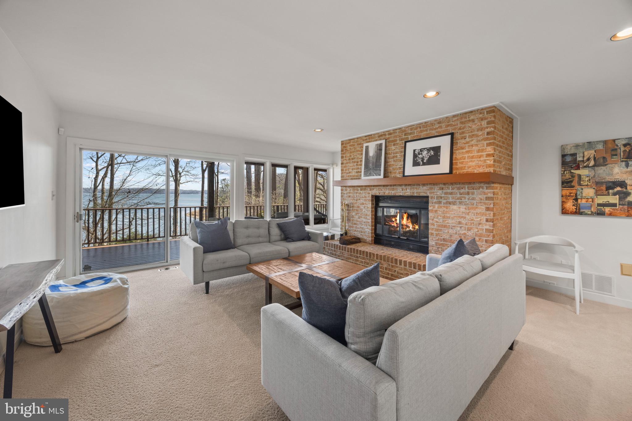 BAYBERRY HILL - Residential