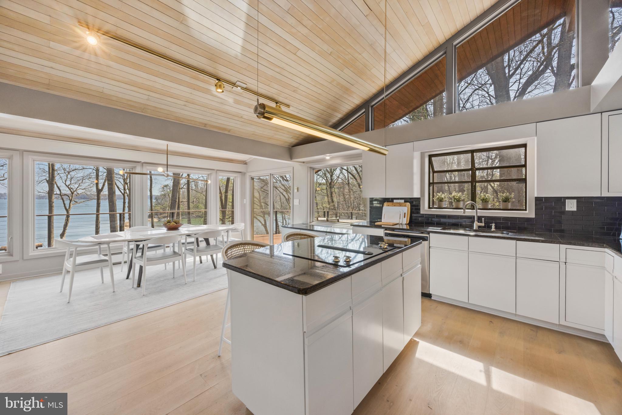 BAYBERRY HILL - Residential