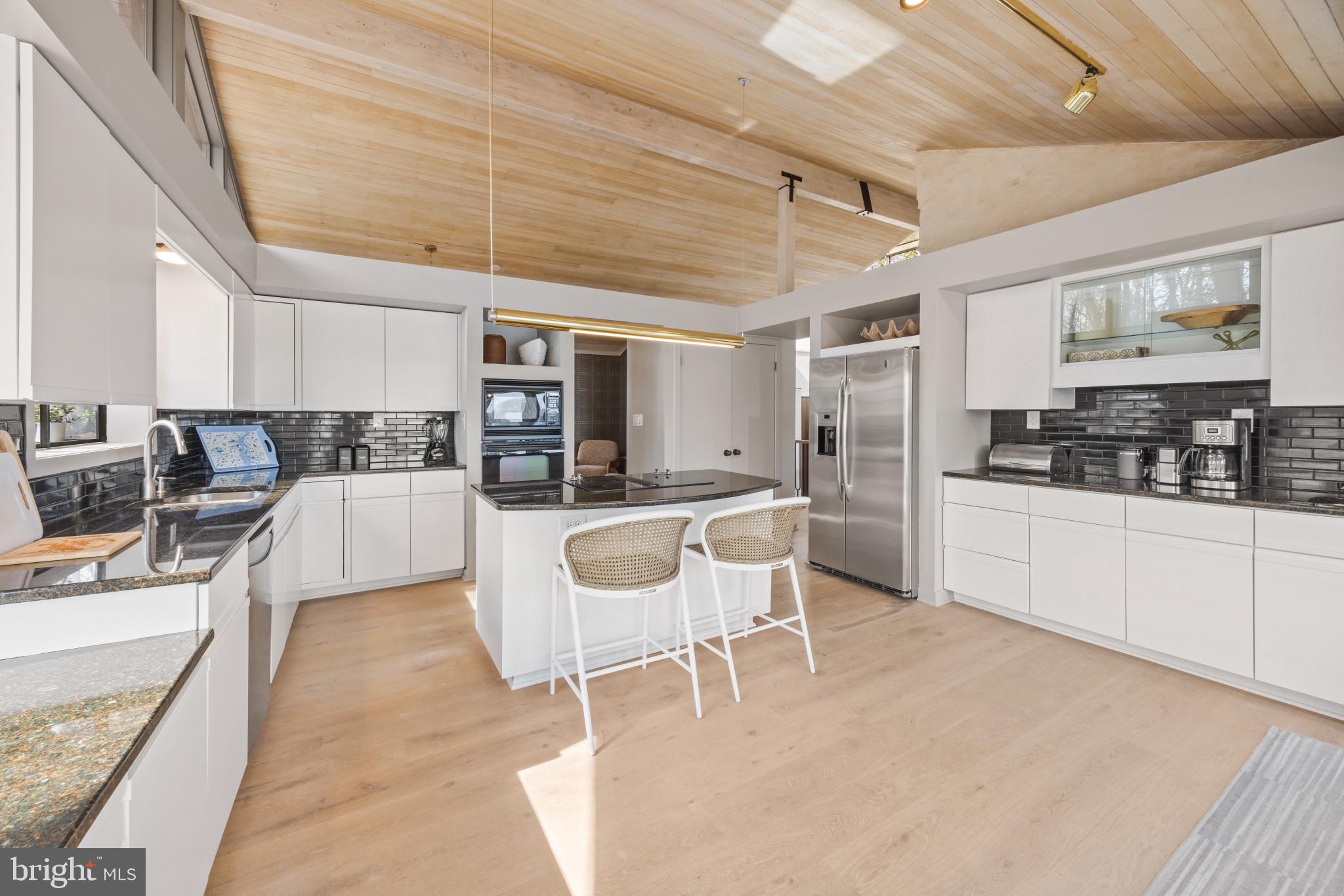 BAYBERRY HILL - Residential