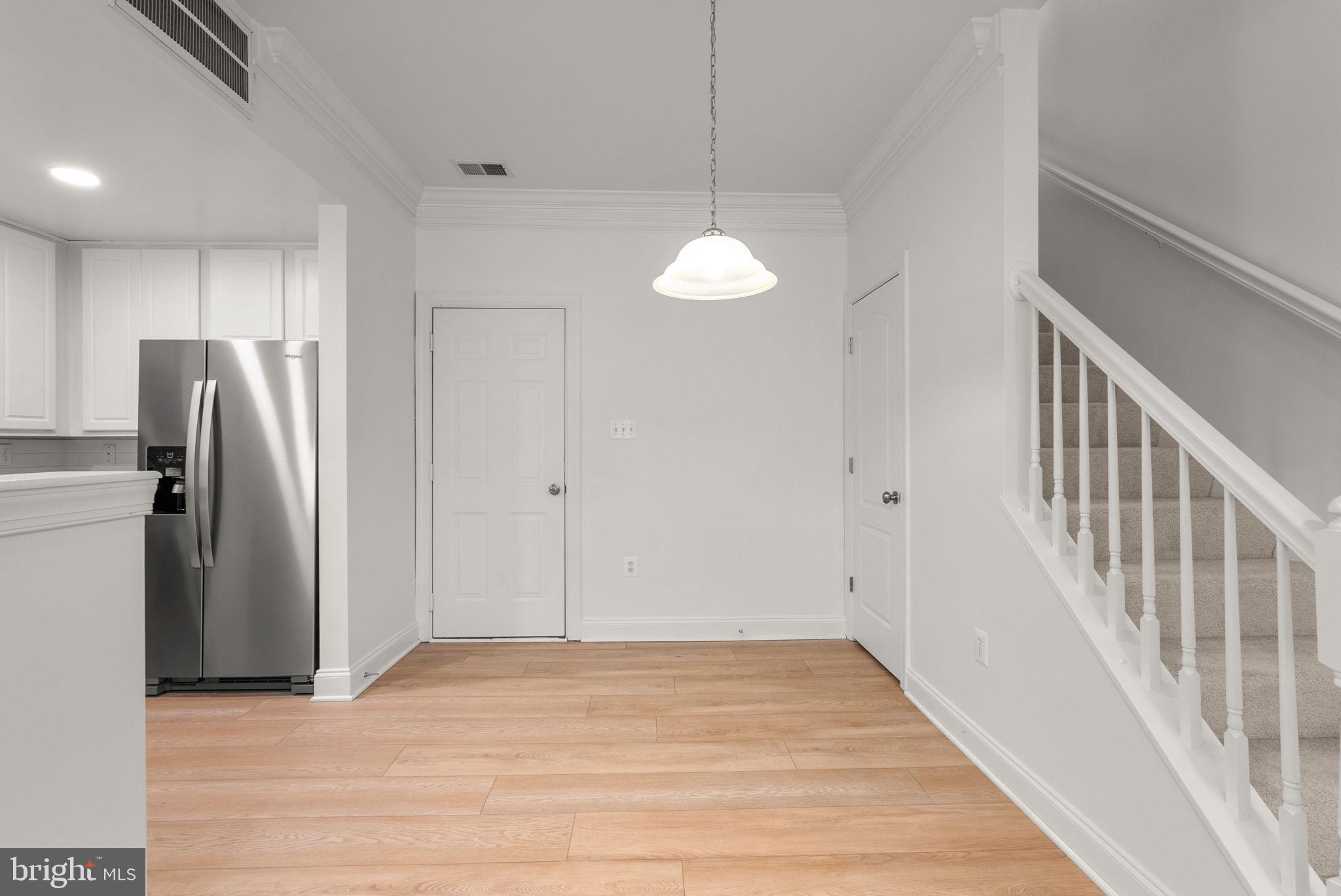 KENTLANDS - Residential