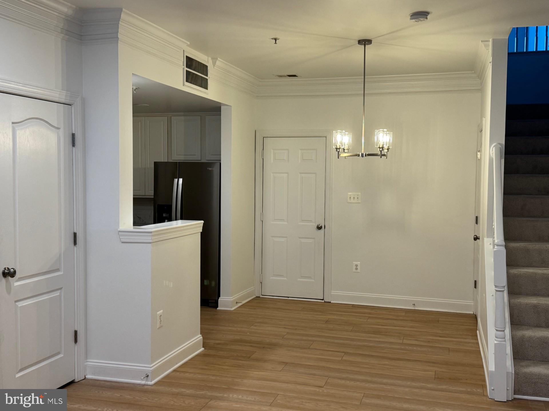 KENTLANDS - Residential