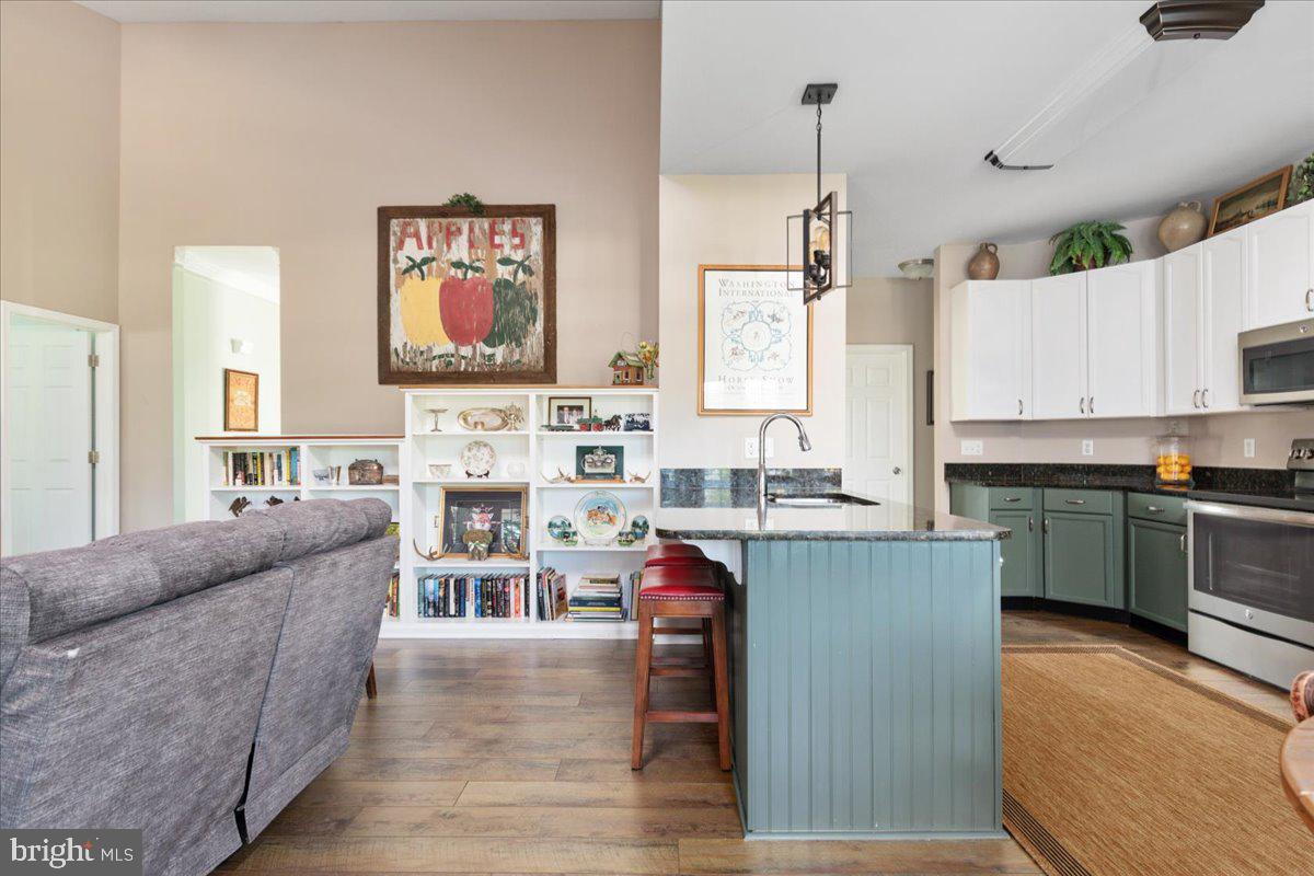 FIELDSTONE - Residential