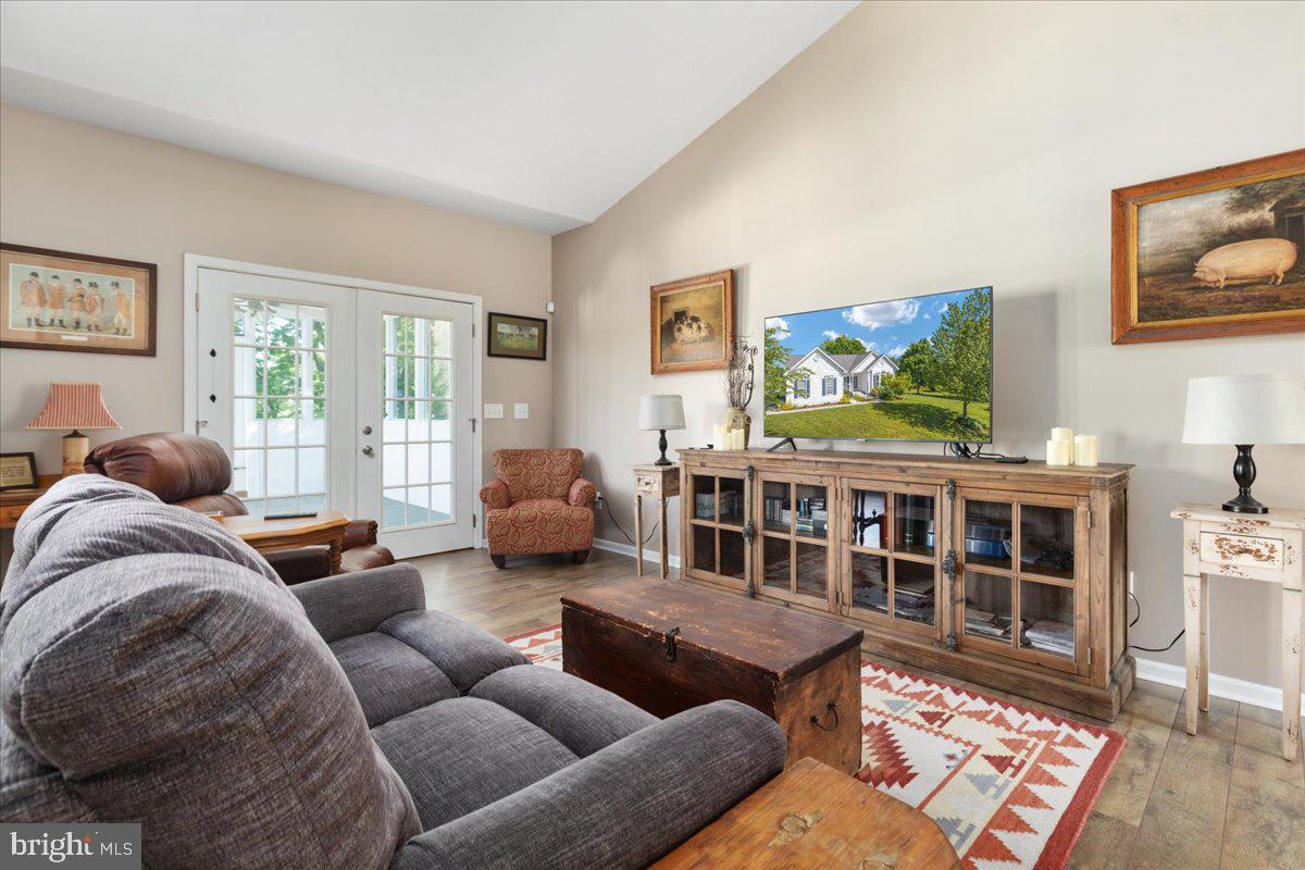 FIELDSTONE - Residential