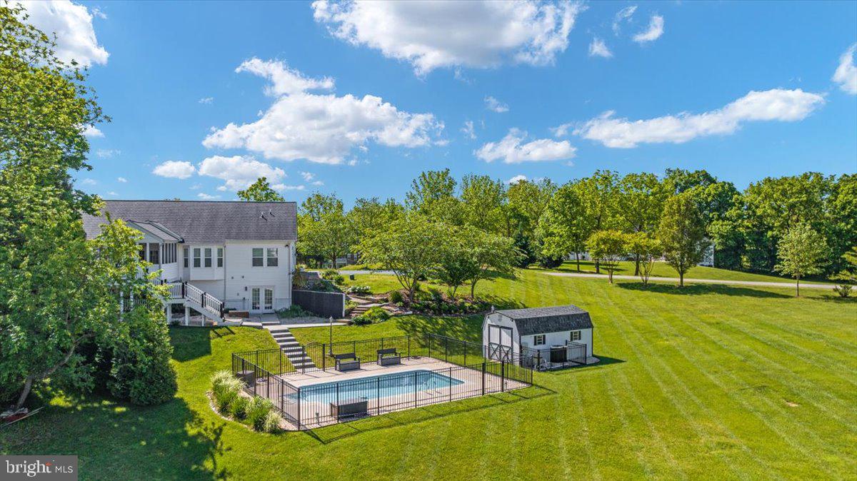 FIELDSTONE - Residential