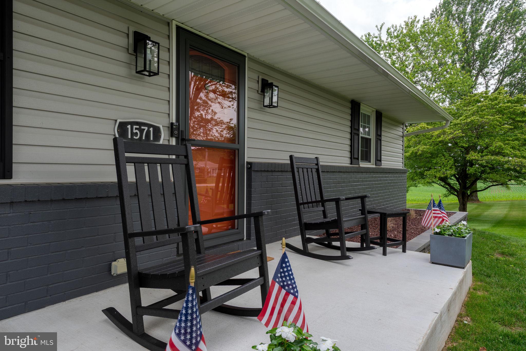 1571 WINDY HILL ROAD