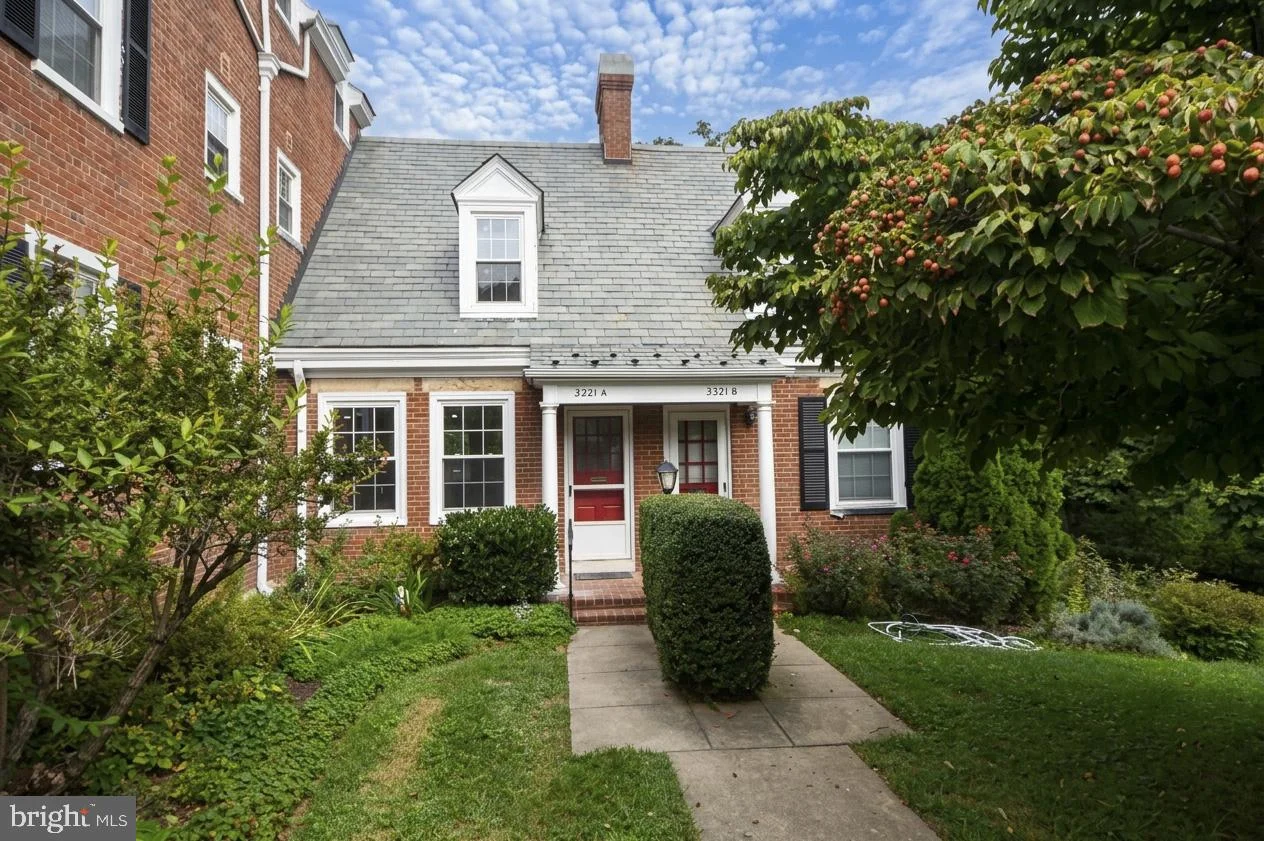 3321 S Wakefield Street Unit A