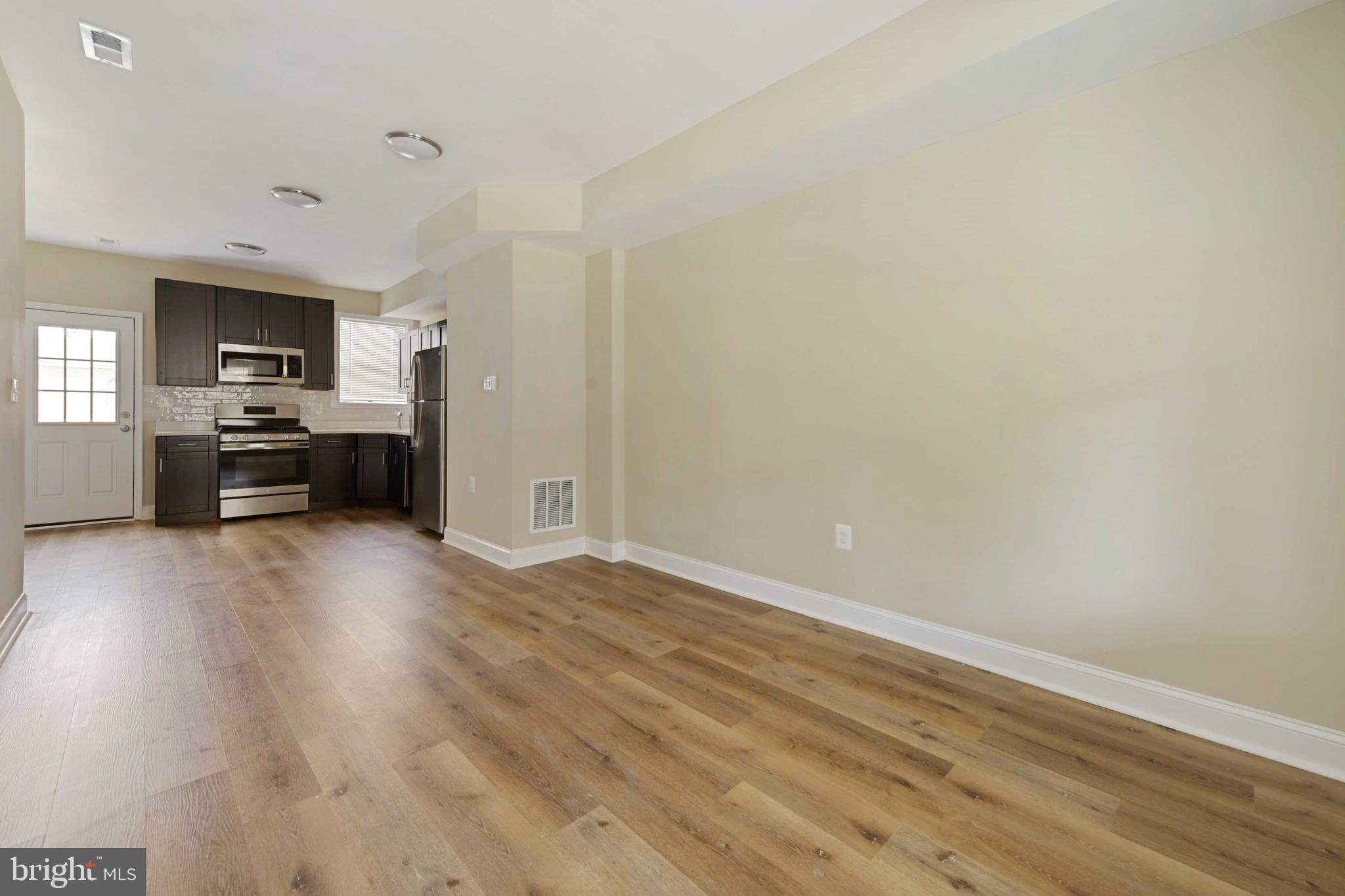 CENTRAL PARK HEIGHTS - Residential Lease