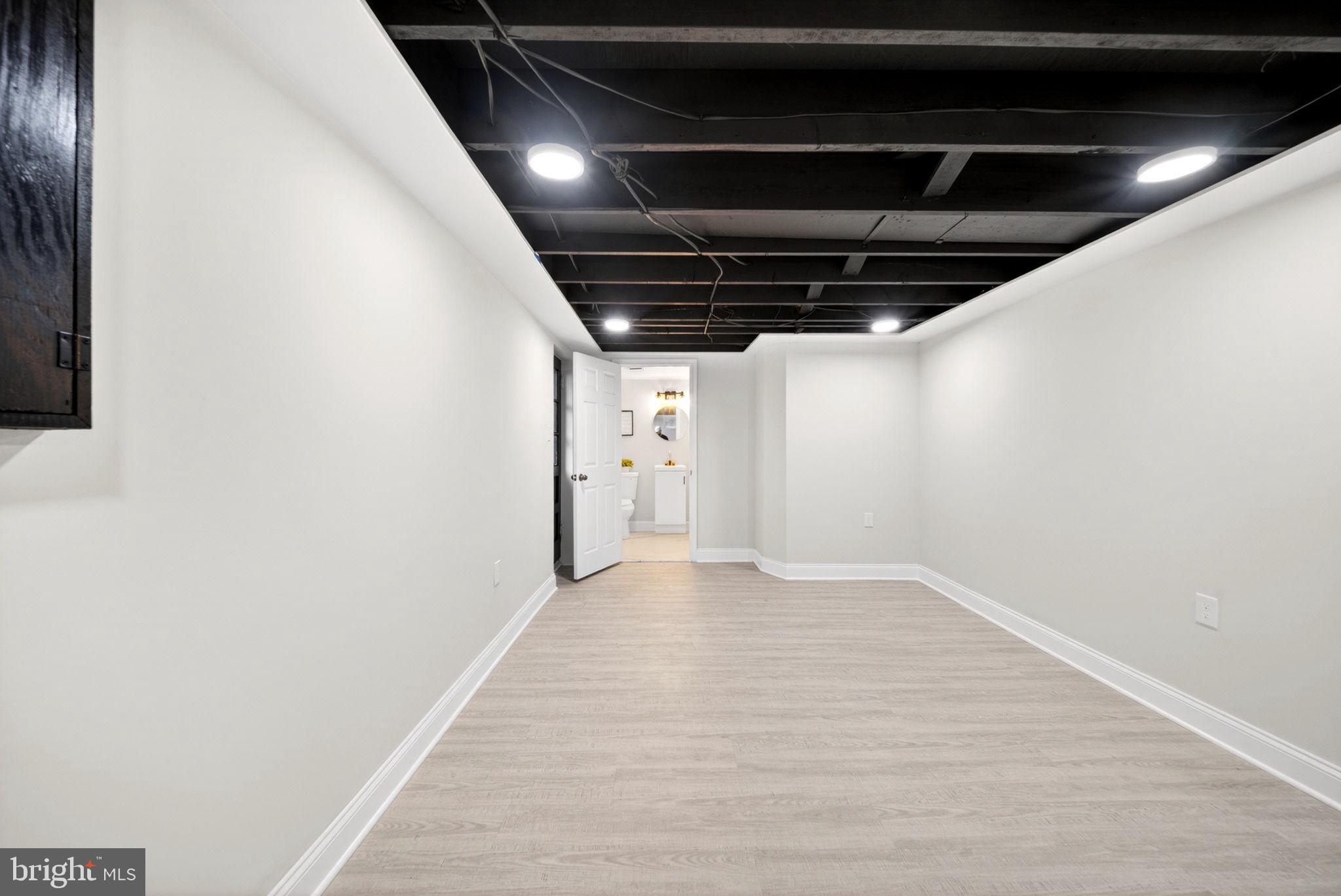 LAURELDALE - Residential