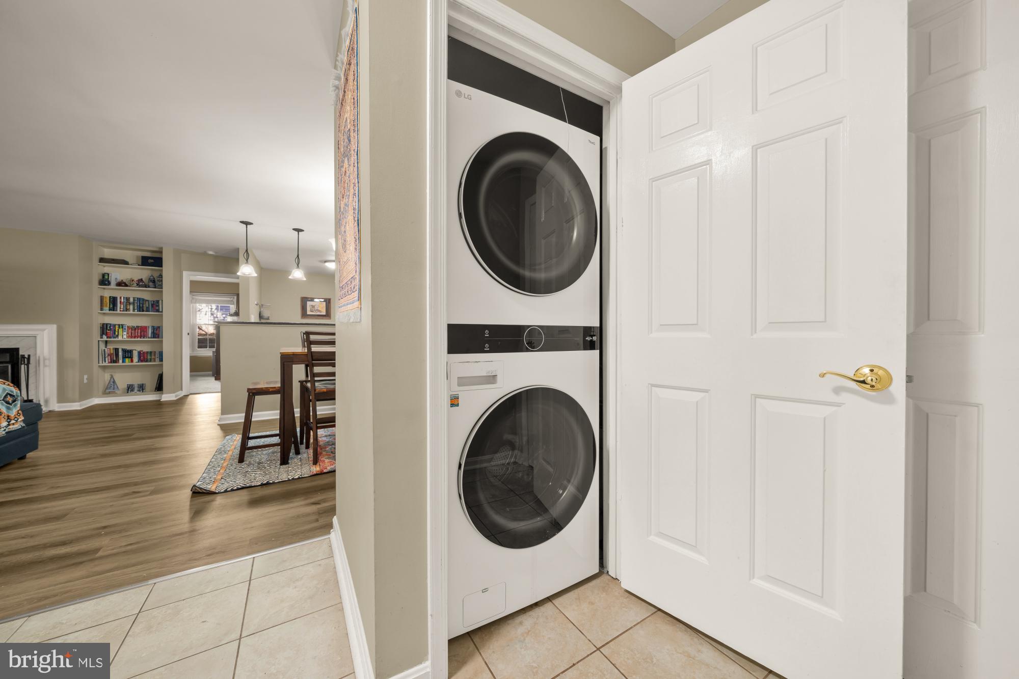 BRISTOL HOUSE - Residential