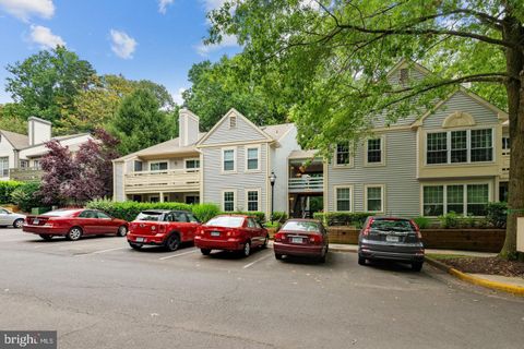 2225 LOVEDALE LANE 303A RESTON VA 20191