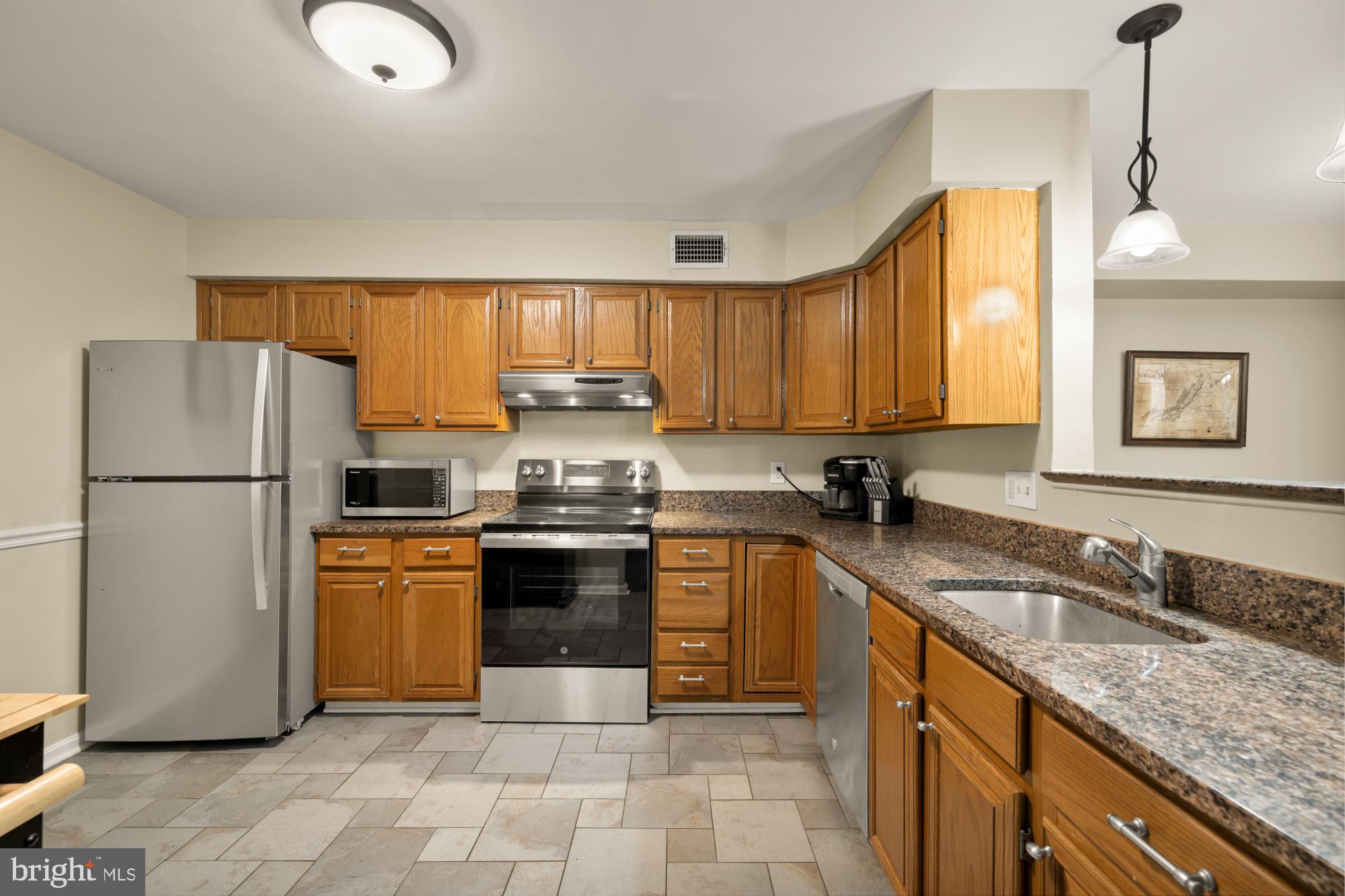 BRISTOL HOUSE - Residential