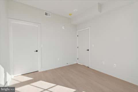 Condo For Rent - 5521 Wayne Avenue #606<br/> PHILADELPHIA, PA 19144