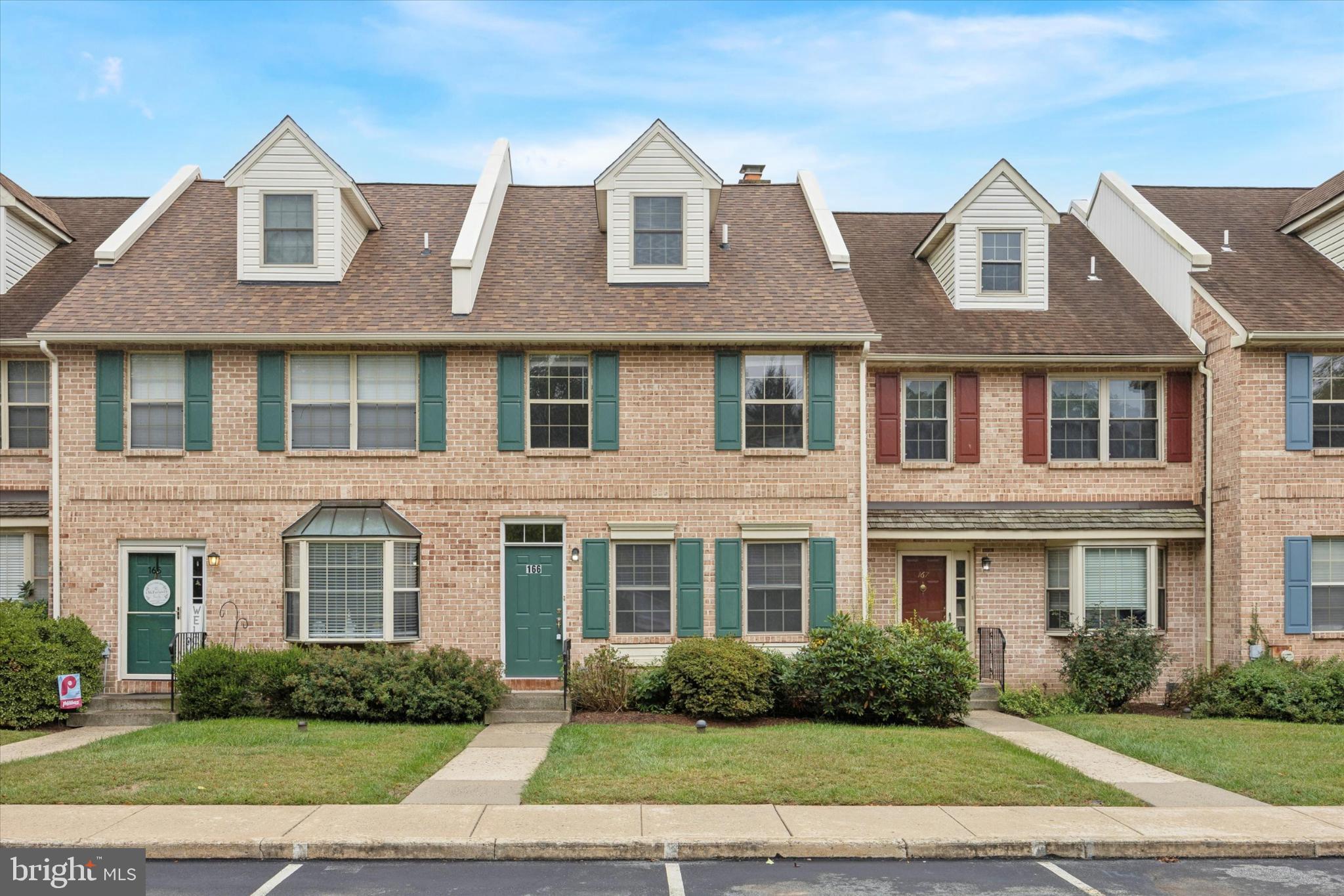 OPEN HOUSE Saturday 9/13 from 11am - 1pm and Sunday 9/14 from 10am - 12nn. Welcome to 166 Percy Ct, a fully renovated townhome in the desirable community of The Court at Jamestowne.
This 2–3 bedroom home has been completely updated in 2024, offering a move-in ready space with modern finishes throughout. The first floor features new laminate flooring, a dual-sided fireplace, a beautifully upgraded kitchen with quartz countertops, new stainless steel appliances, and access to a Trex deck—perfect for outdoor entertaining.
Upstairs, you’ll find a spacious primary suite with a private bath featuring a stall shower, along with a second generously sized bedroom with ample closet space. The hall bath includes a tub/shower combination and a convenient washer and dryer. The third-floor loft provides flexible living options—ideal as a third bedroom, office, gym, or playroom.
Located just minutes from shopping, dining, hospitals, and major routes including 476, 276, and 76, this home offers unmatched convenience. Plymouth Meeting Mall is only 5 minutes away, and King of Prussia Mall is just a 20-minute drive. The low HOA fee covers exterior maintenance, lawn care, snow removal, and trash service—giving you peace of mind and low-maintenance living.
Don’t miss the opportunity to own a beautifully upgraded home in a prime location, where comfort and convenience come together.