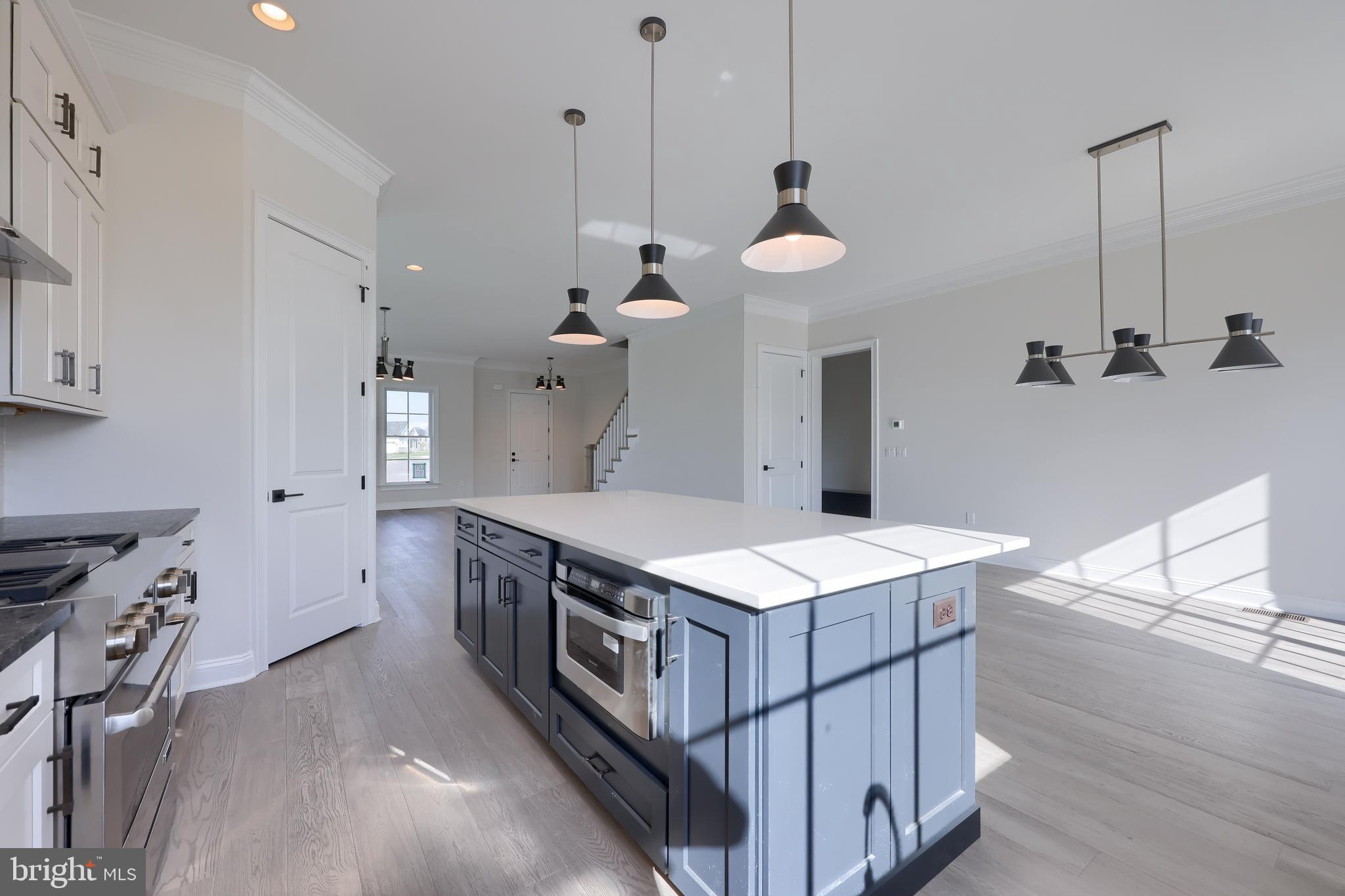 HAYDN MANOR - Residential