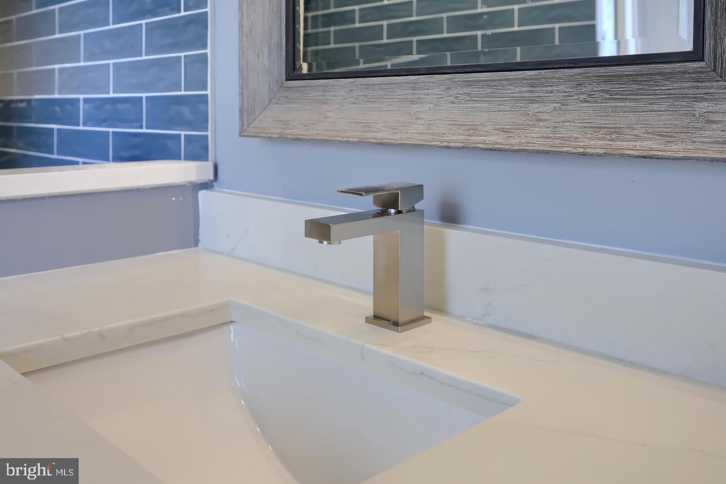 HAYDN MANOR - Residential