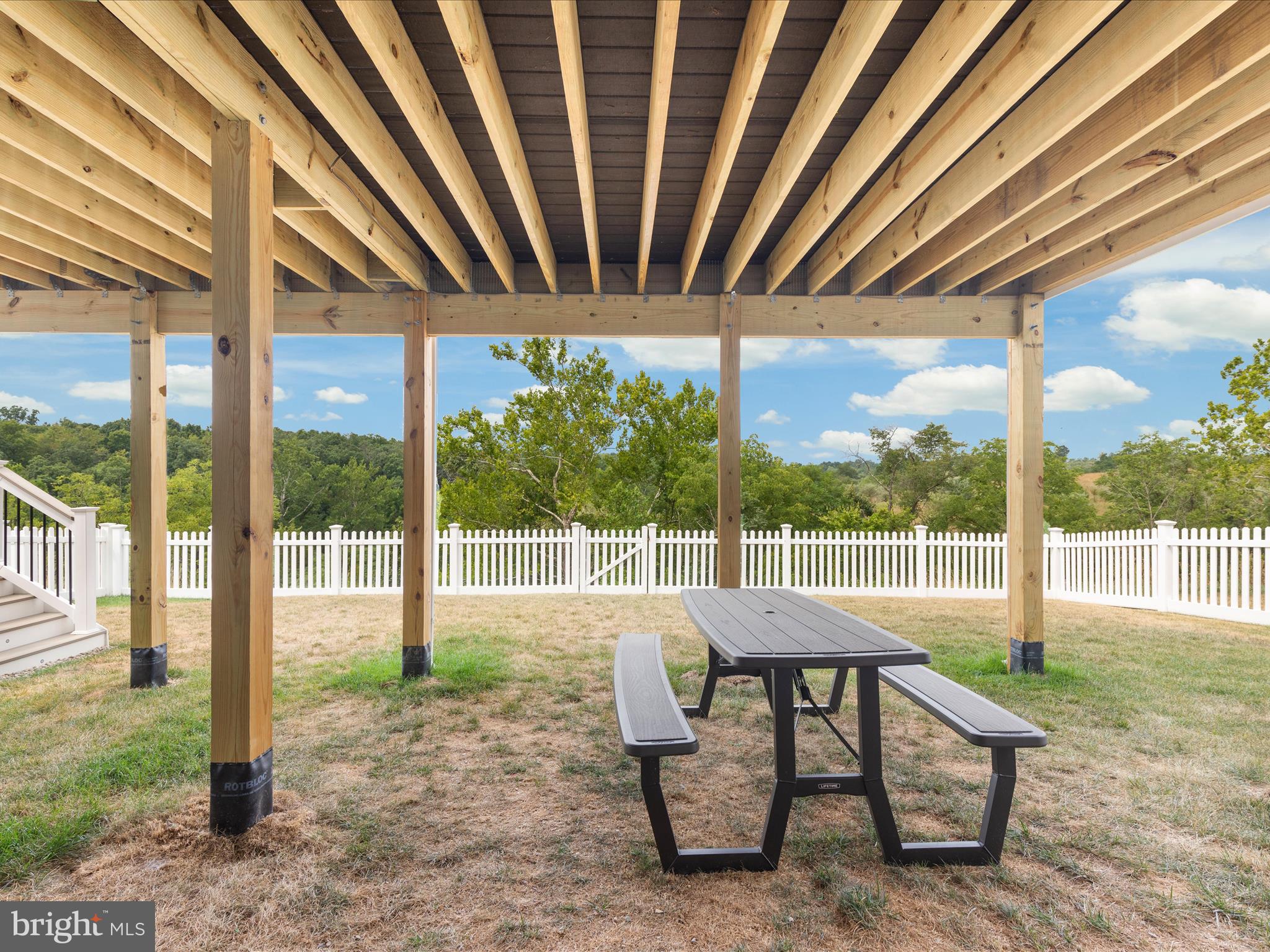 SNOWDEN BRIDGE - Residential