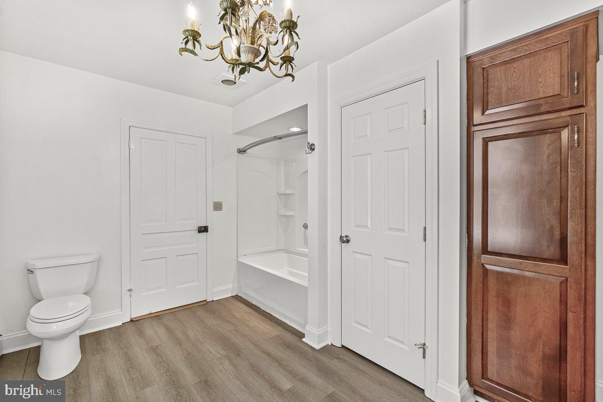 MAIN STREET - Residential Lease